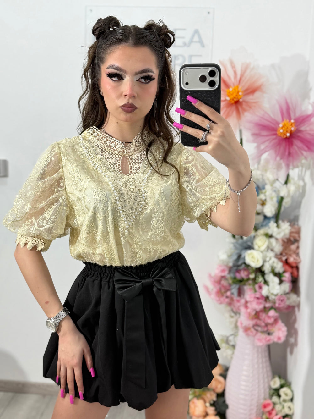 Bluză elegantă din dantelă cu perlute ELLENA bej