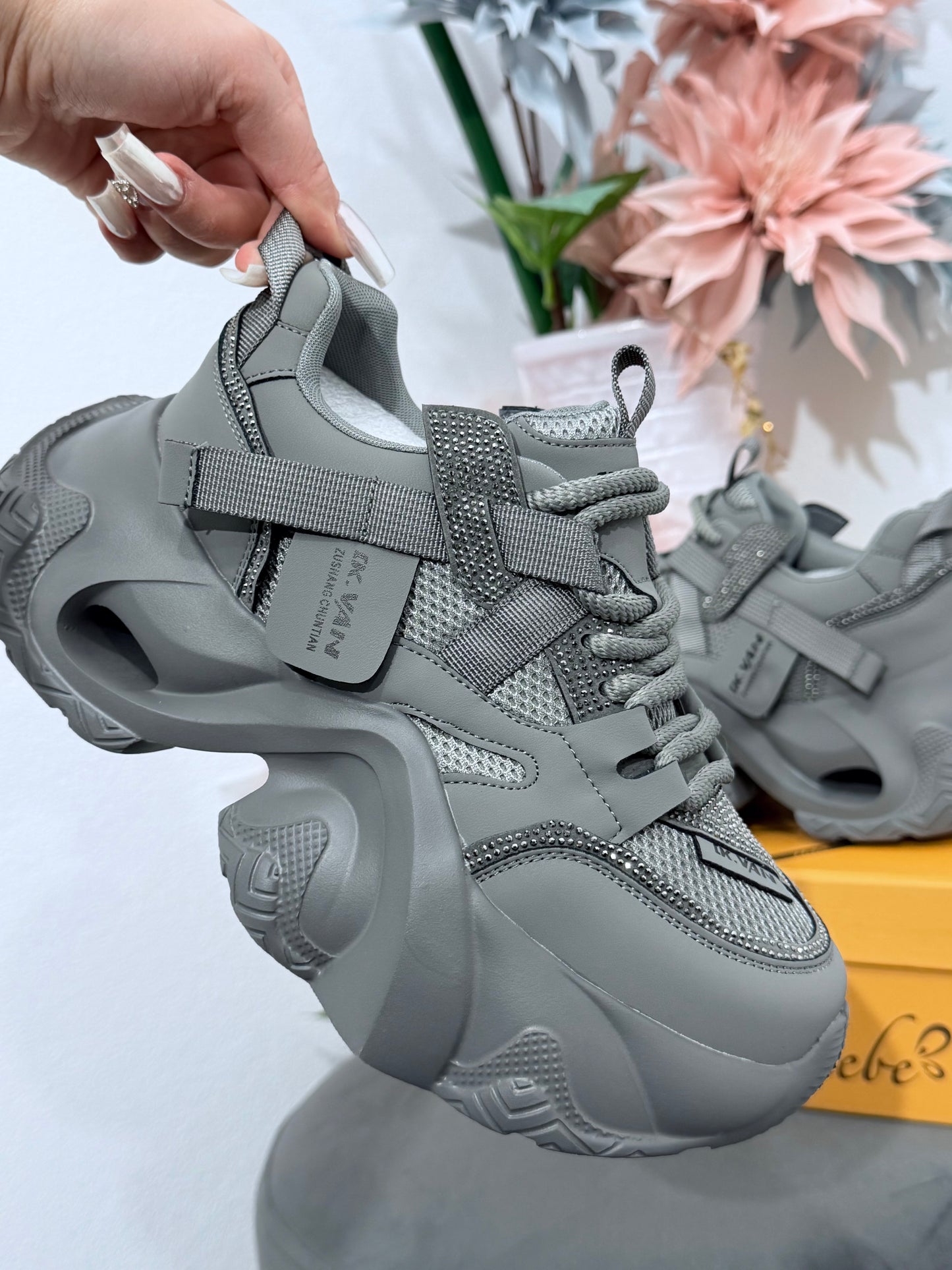 Adidasi VAN cu cristale ștanțate gri