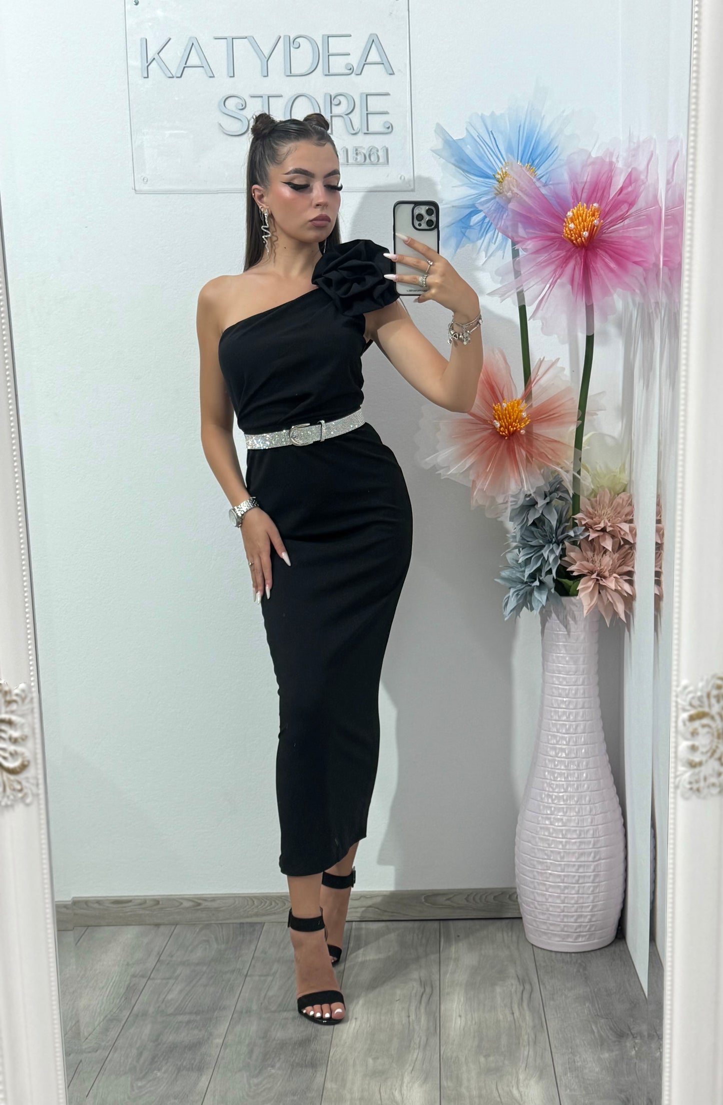 Rochie neagră Narcisa