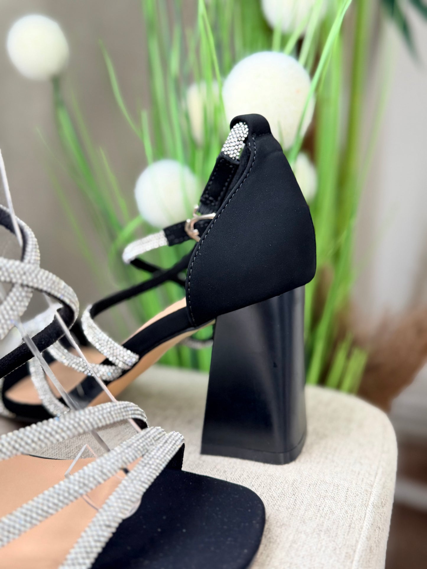 Sandale elegante cu barete cu cristale negre RAMONA