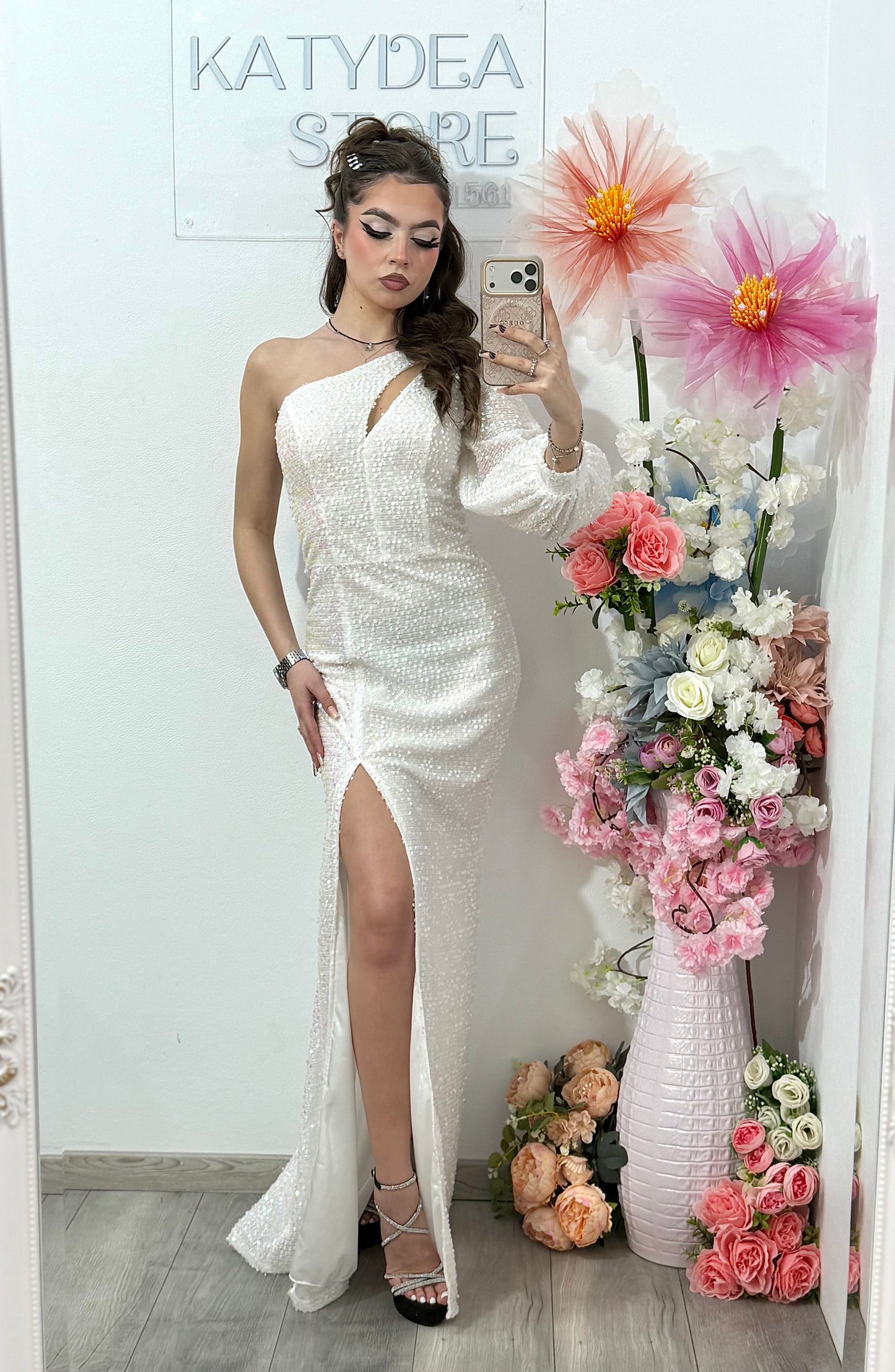Rochie lunga alba cu paiete strălucitoare Cristinne