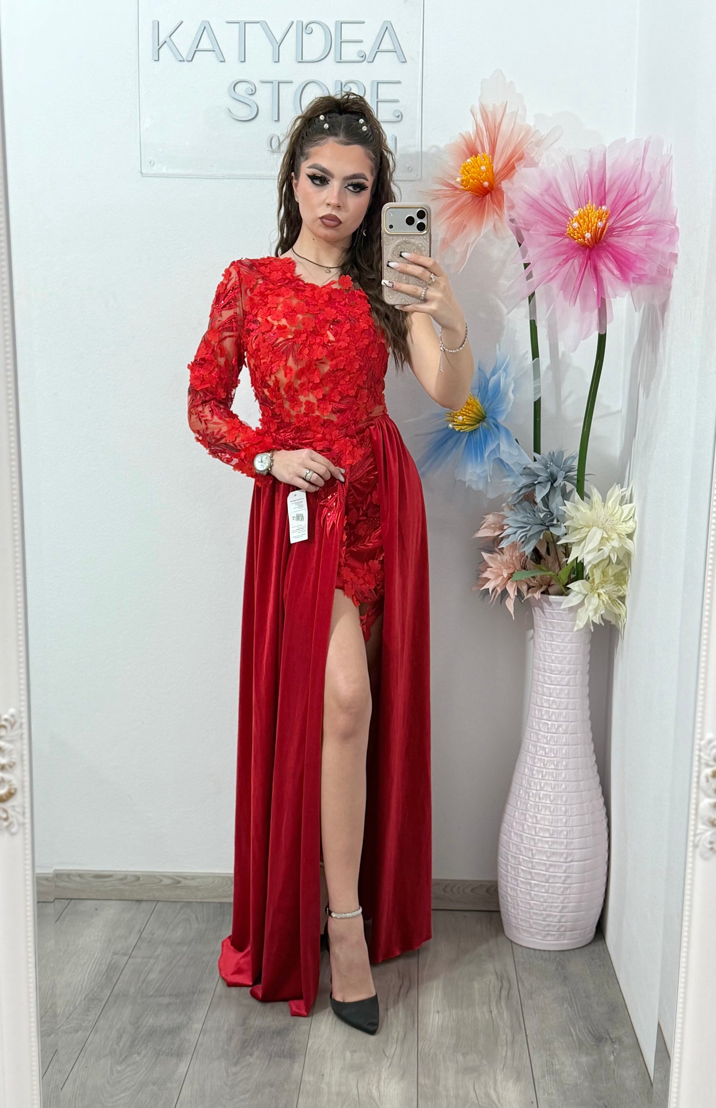 Rochie rosie spectaculoasă din catifea și dantelă DELUXE