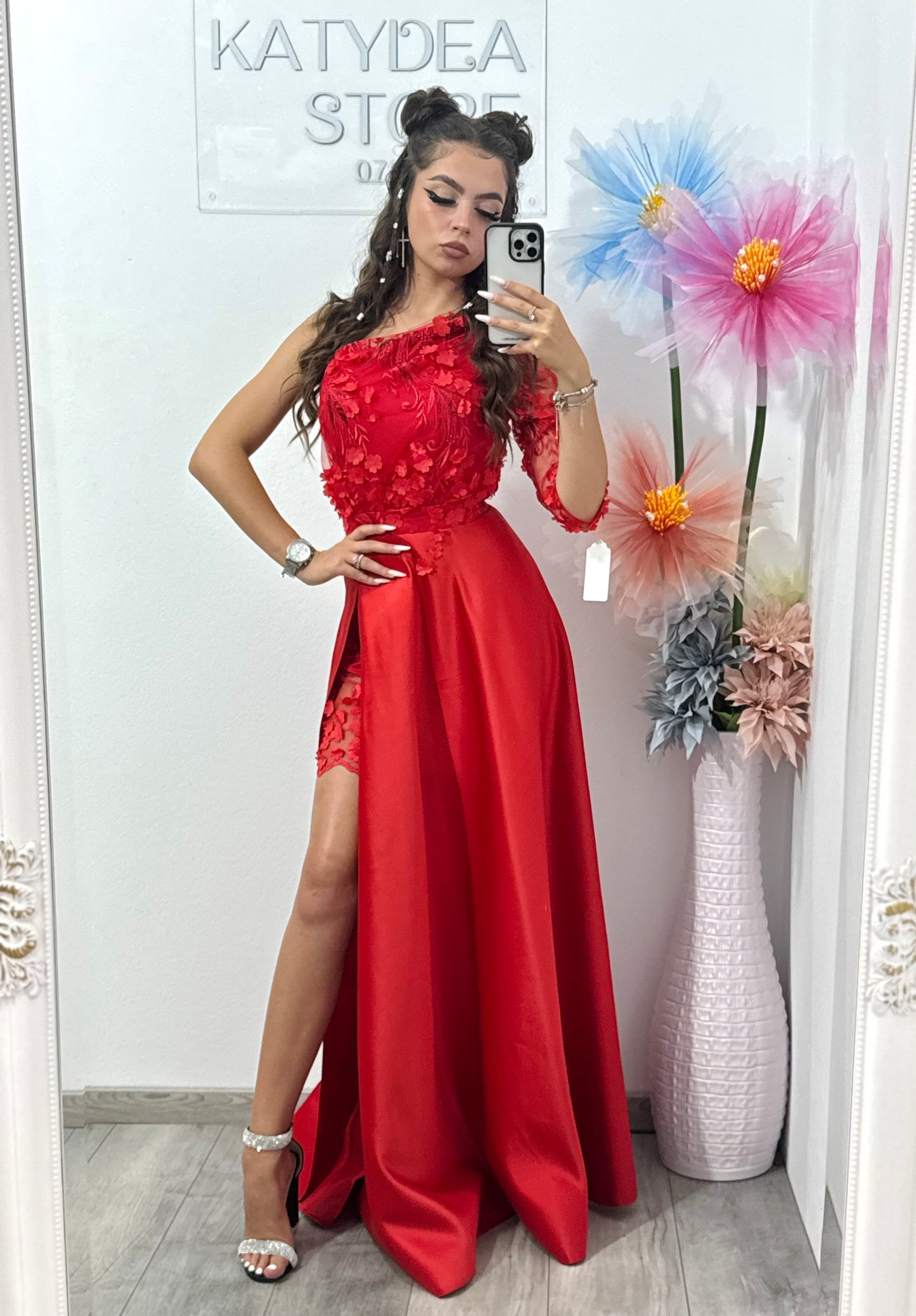 Rochie elegantă lungă cu dantelă 3D roșie Zonia