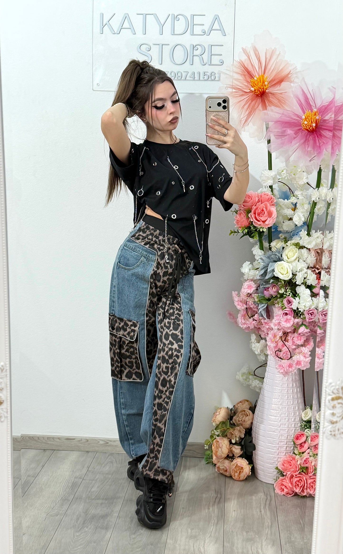 Pantaloni din denim cu imprimeu leopard OANA