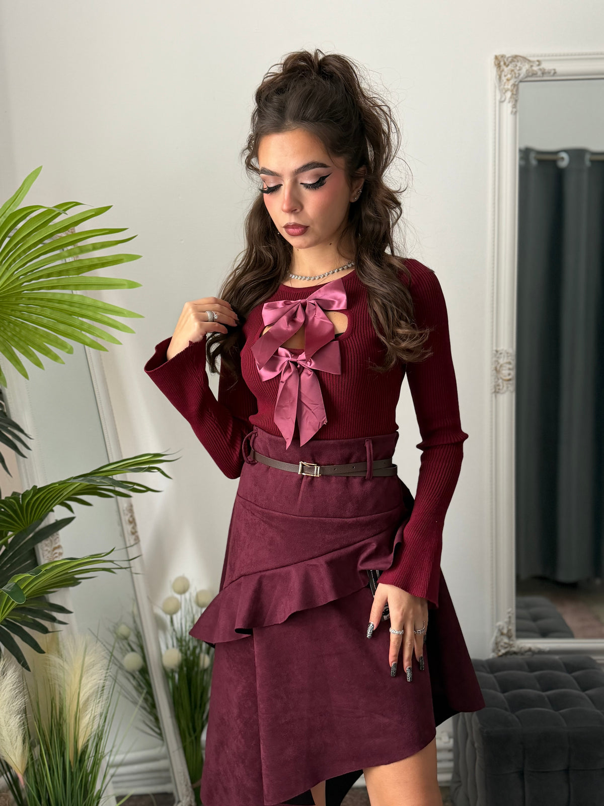 Fustă asimetrică din imitație de piele burgundy