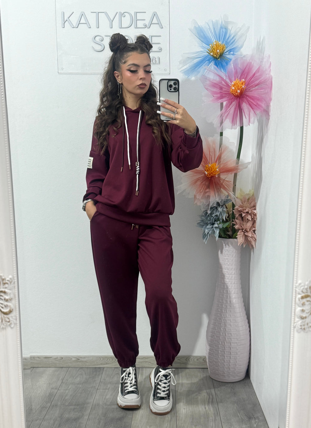 Compleu Sara