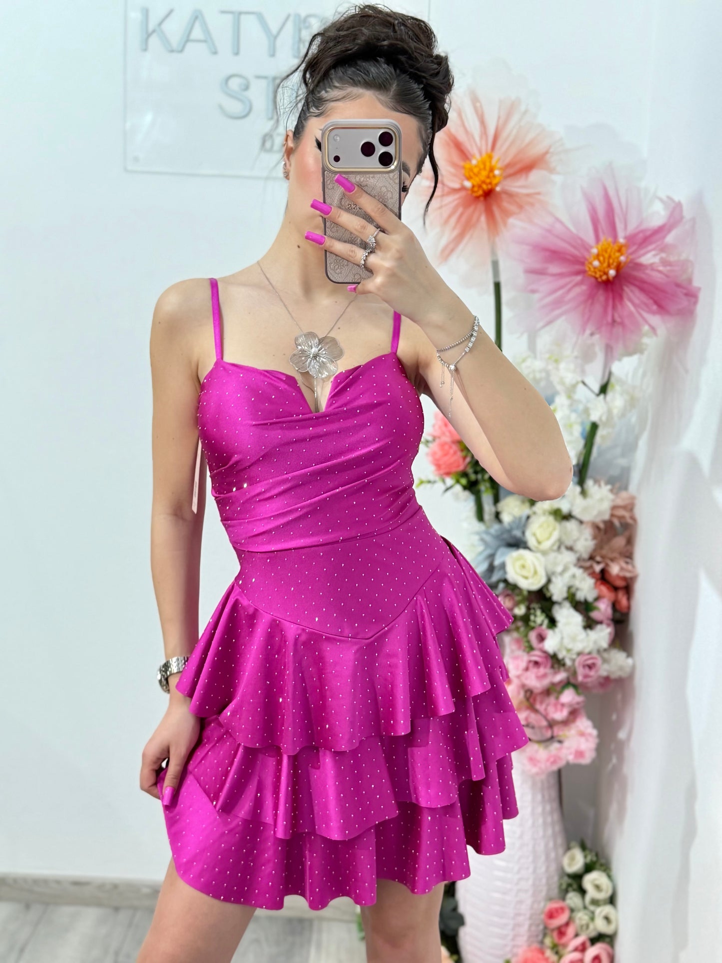 Rochie scurta fucsia cu cristale ștanțate ZONIA