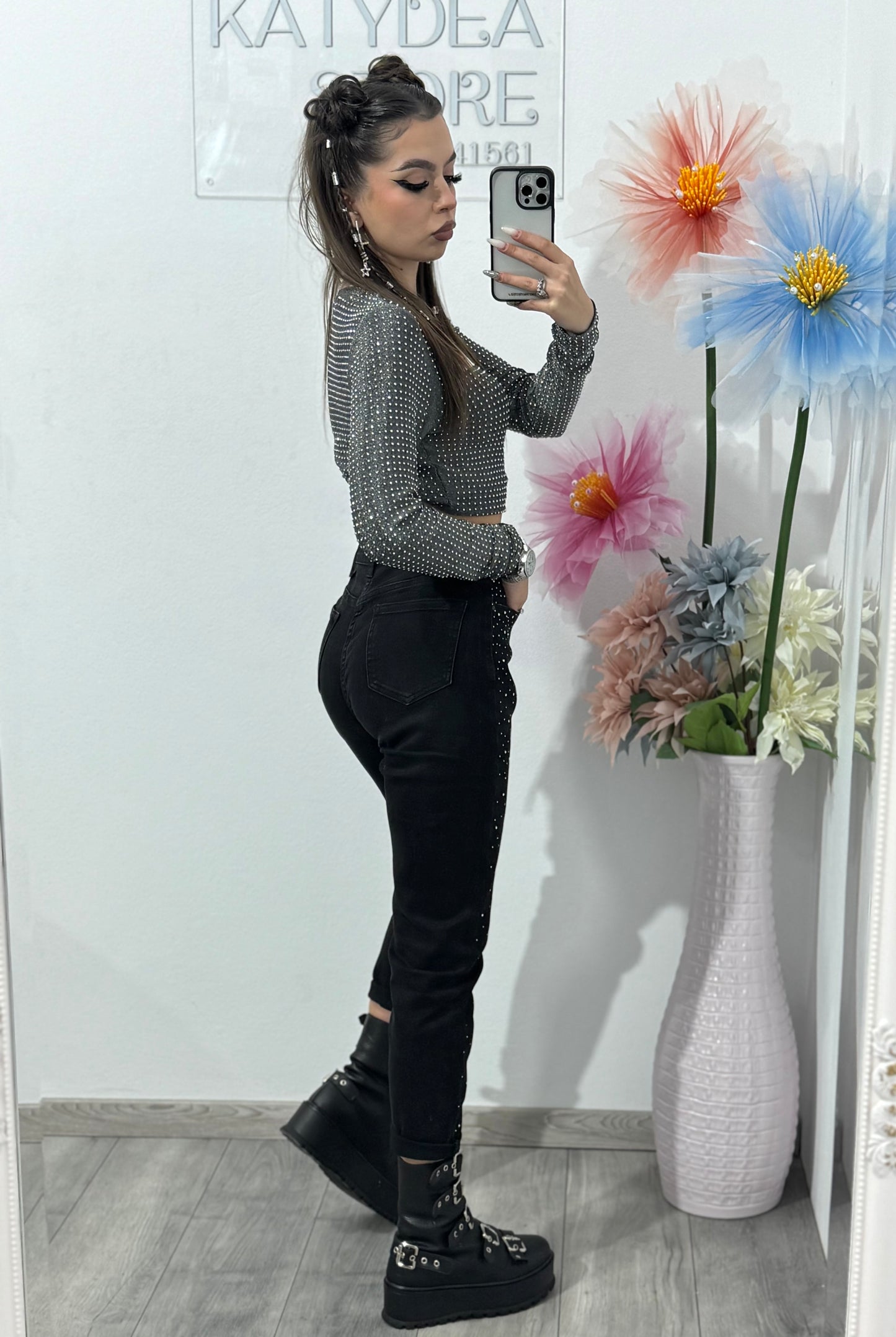 Jeans MOM Fit negri cu cristale ștanțate KATE