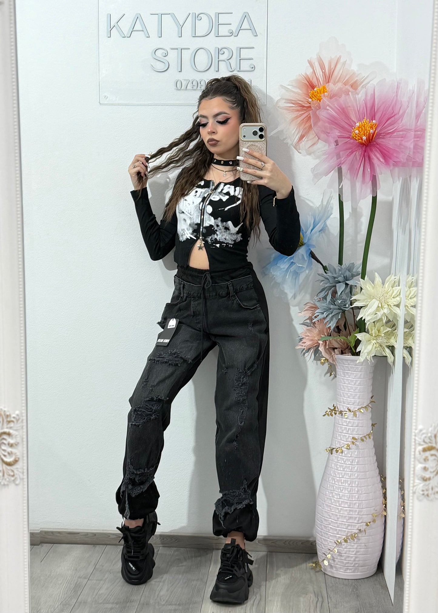 Pantaloni jeans cu design patchwork & efect ripped ALICE