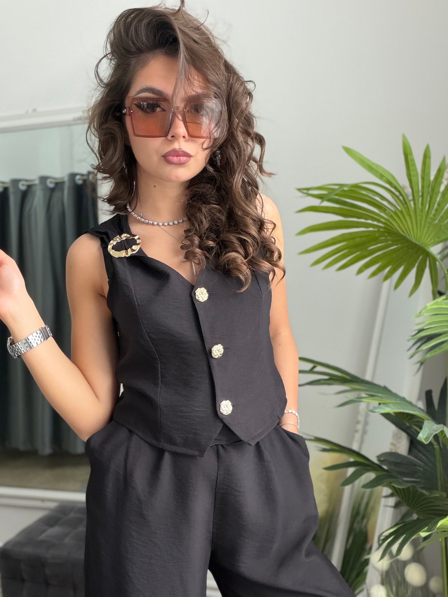 Compleu din in ELEGANCE negru