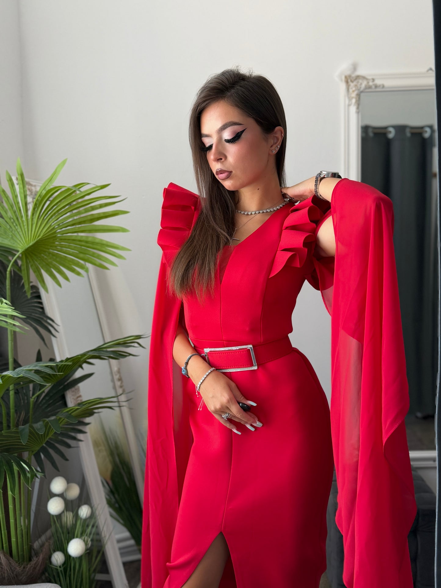 Rochie elegantă rosie din neopren midi MARIA