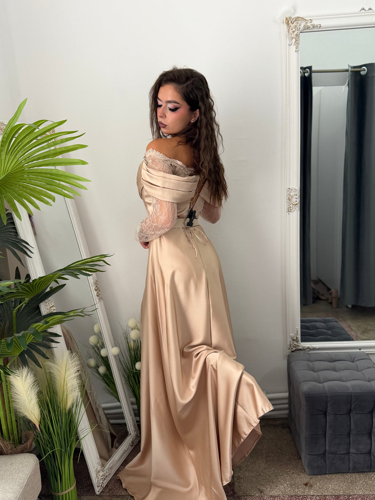 Rochie elegantă crem tip prințesă LUXURY