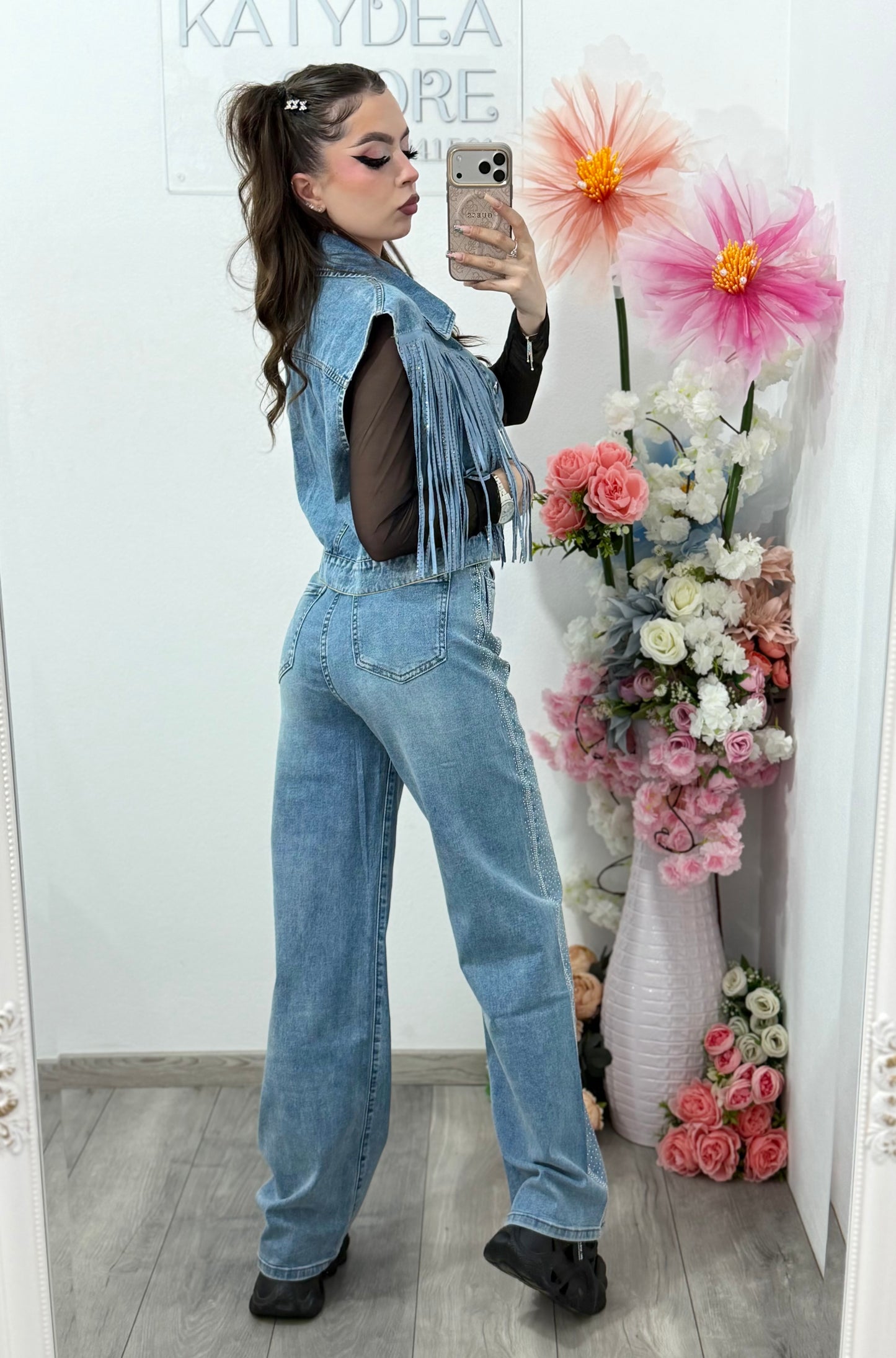 Blugi dama wideleg cu aplicatii decorative 95100
