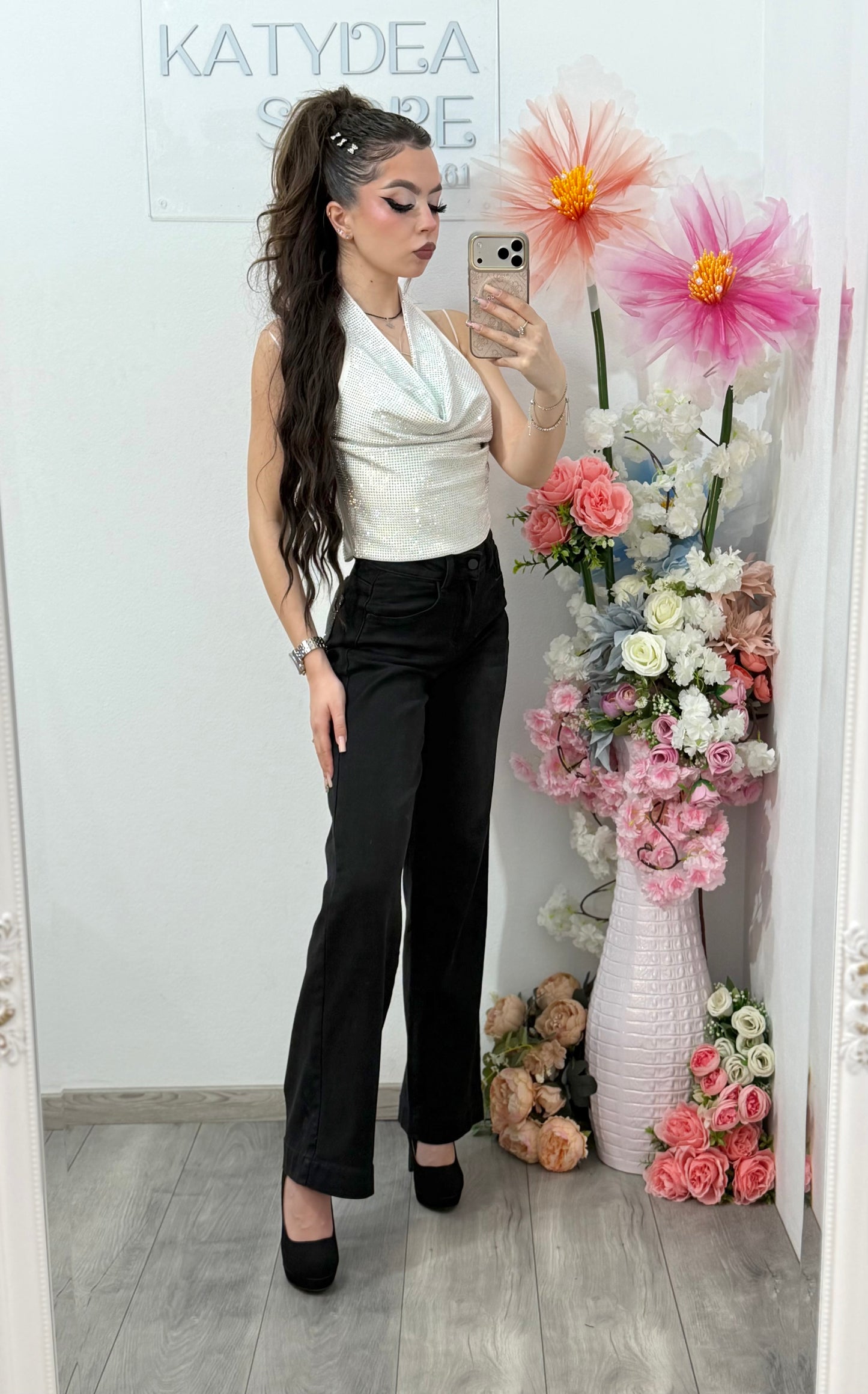 Blugi negri wideleg cu buzunar accesorizat 19211