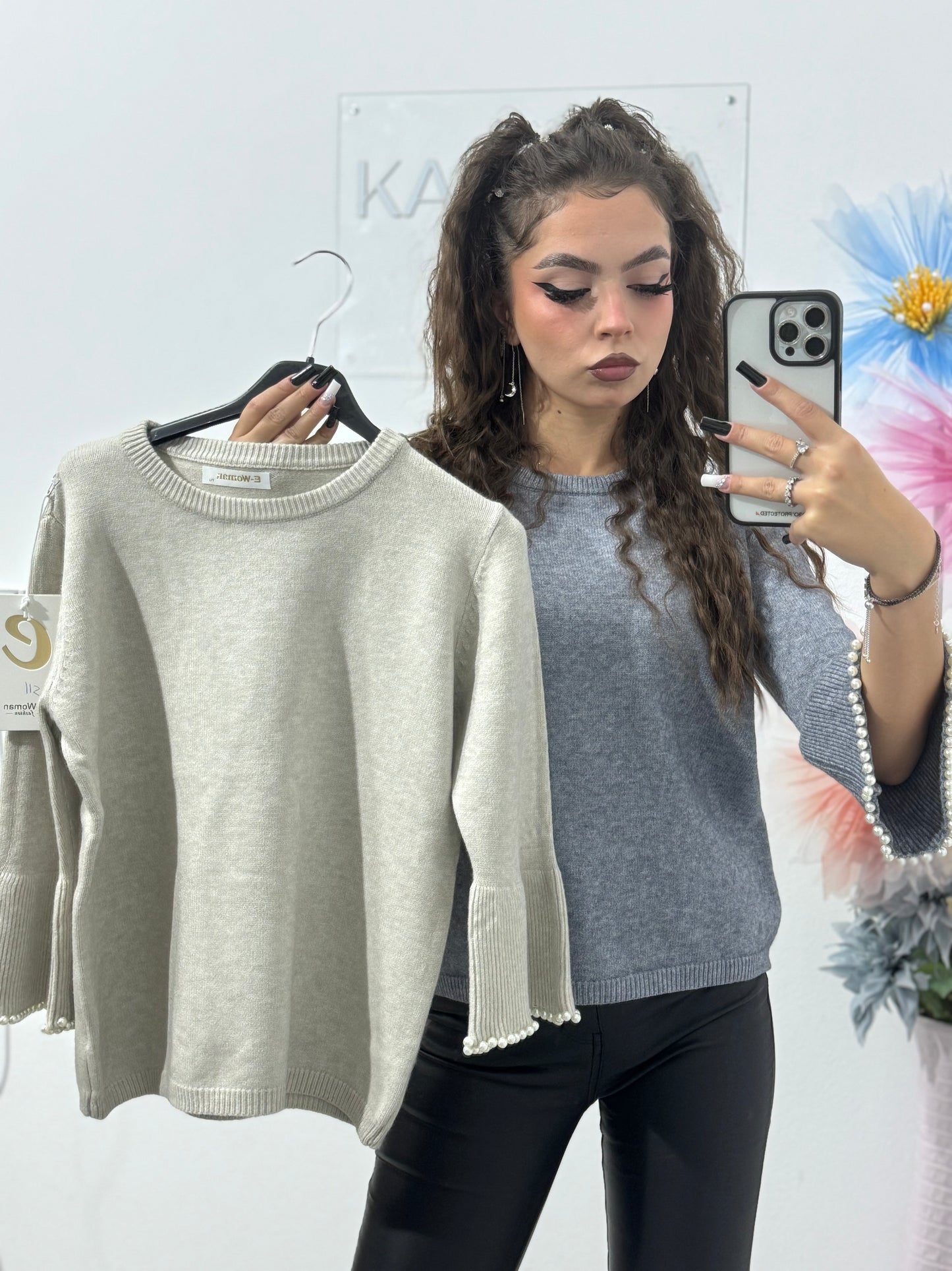 Bluză cu mâneca clopot și perle Roxanne
