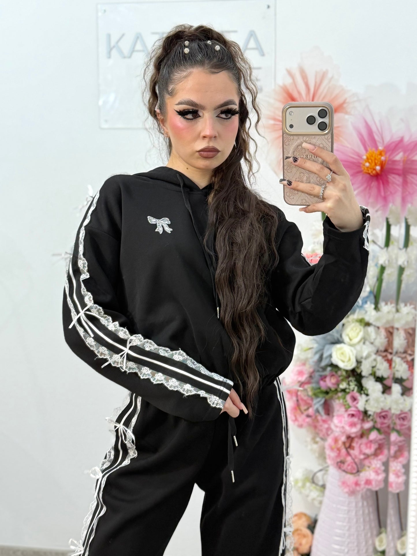 Compleu negru cu fundițe DELIA