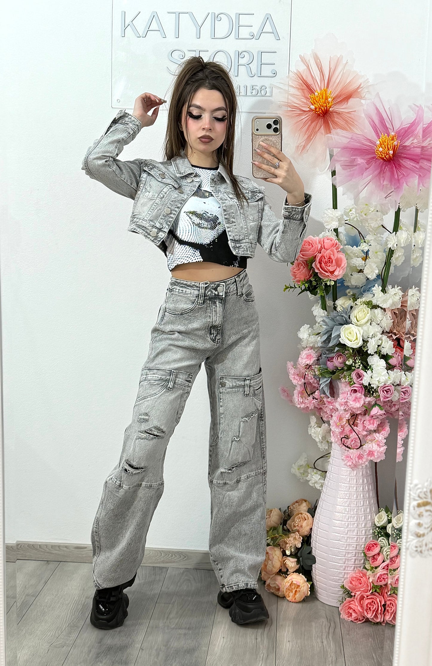 Geacă din denim cropped gri prespălat cu cristale ANNAIS