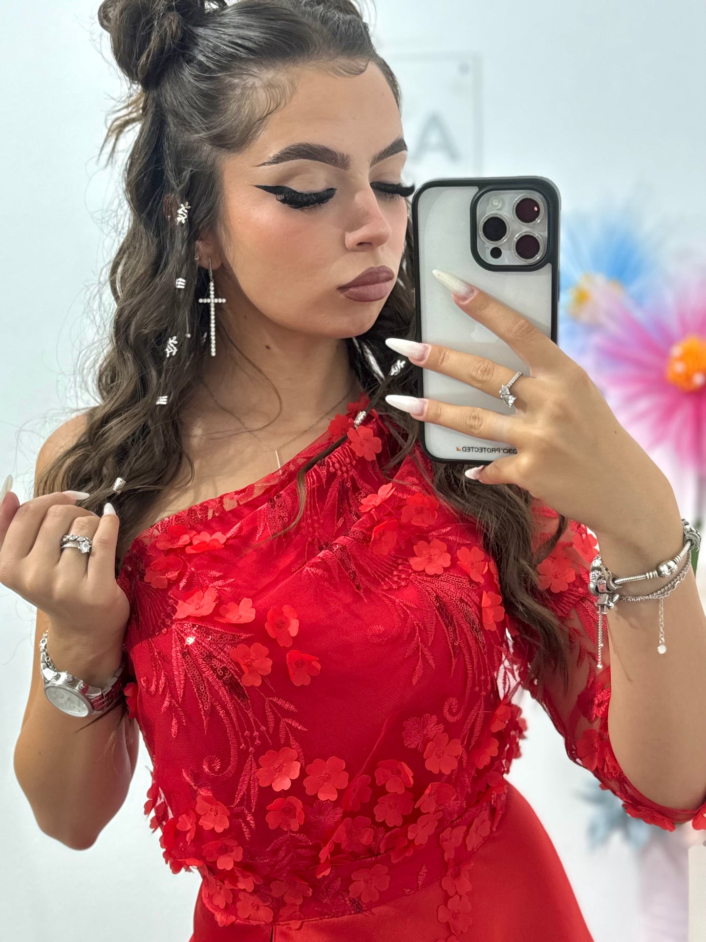 Rochie elegantă lungă cu dantelă 3D roșie Zonia