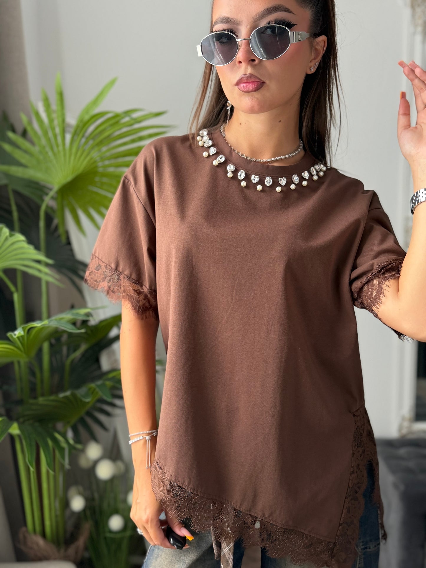 Tricou cu dantelă maro SARA