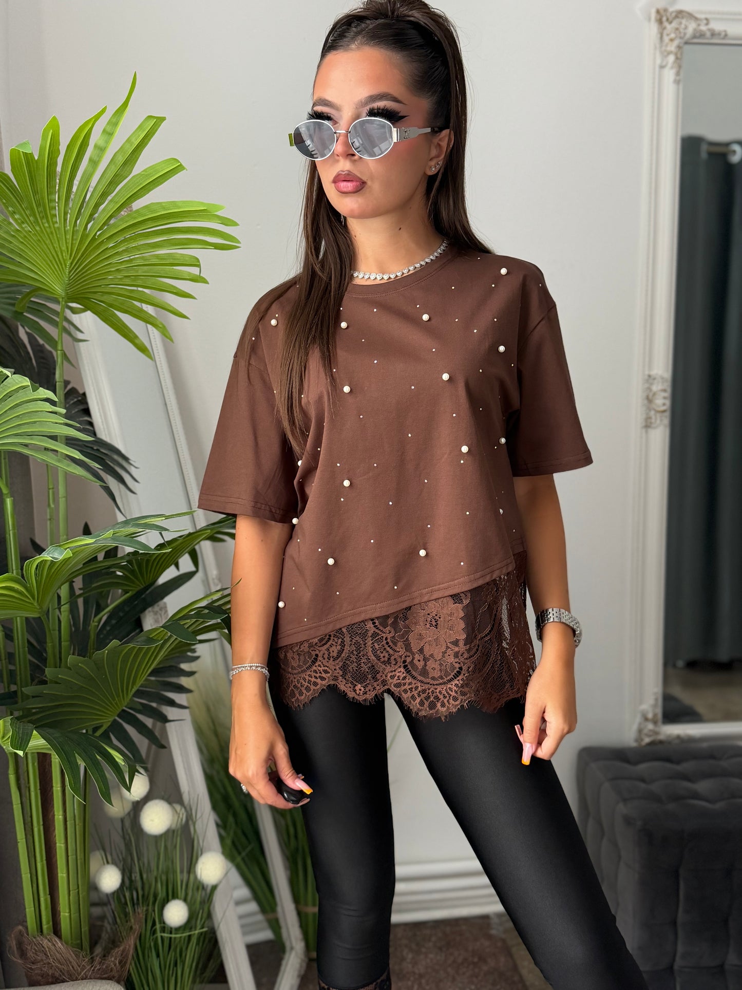 Tricou maro cu cristale și dantelă DENISSA