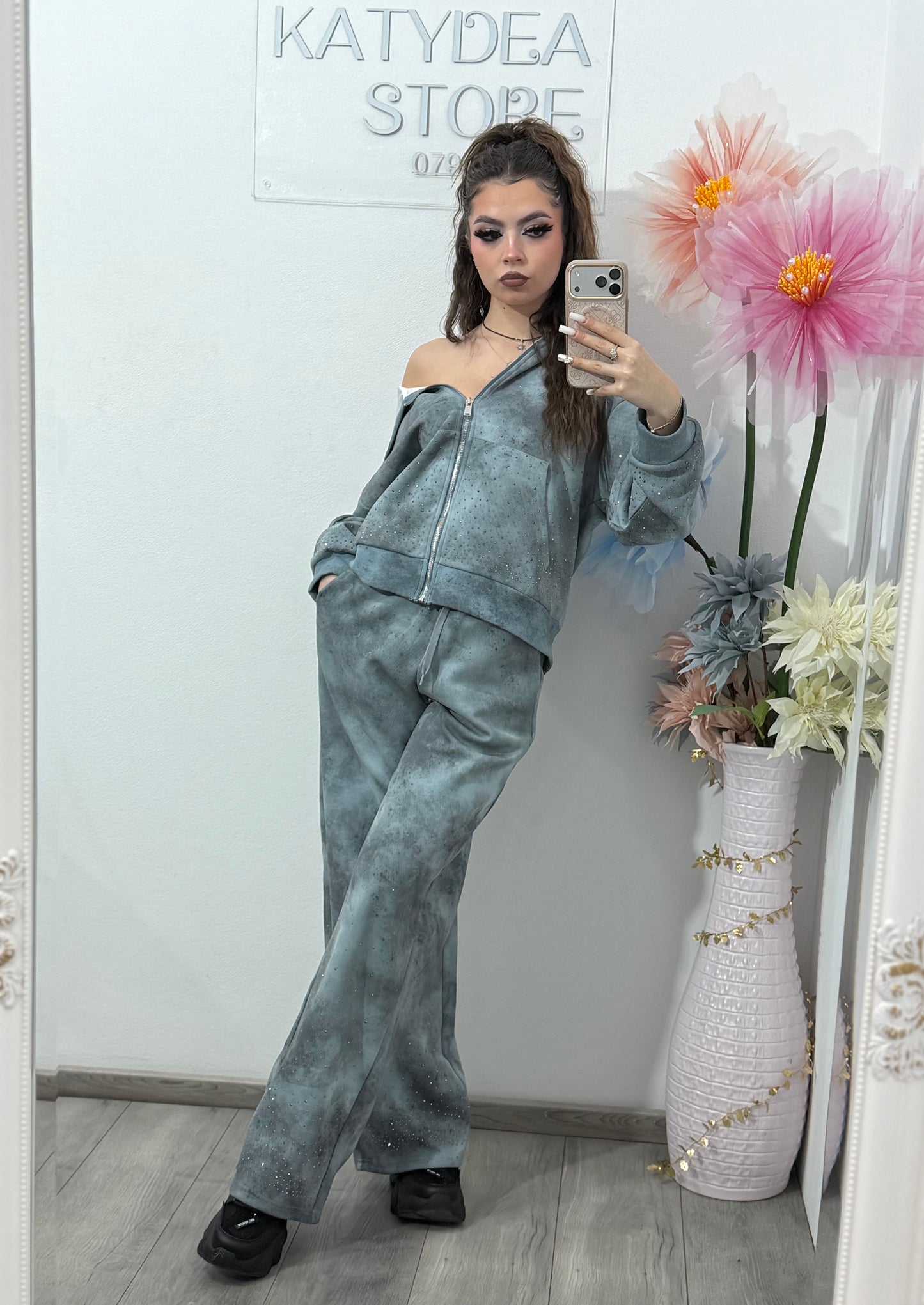 Compleu cu cristale ștanțate grey MARA