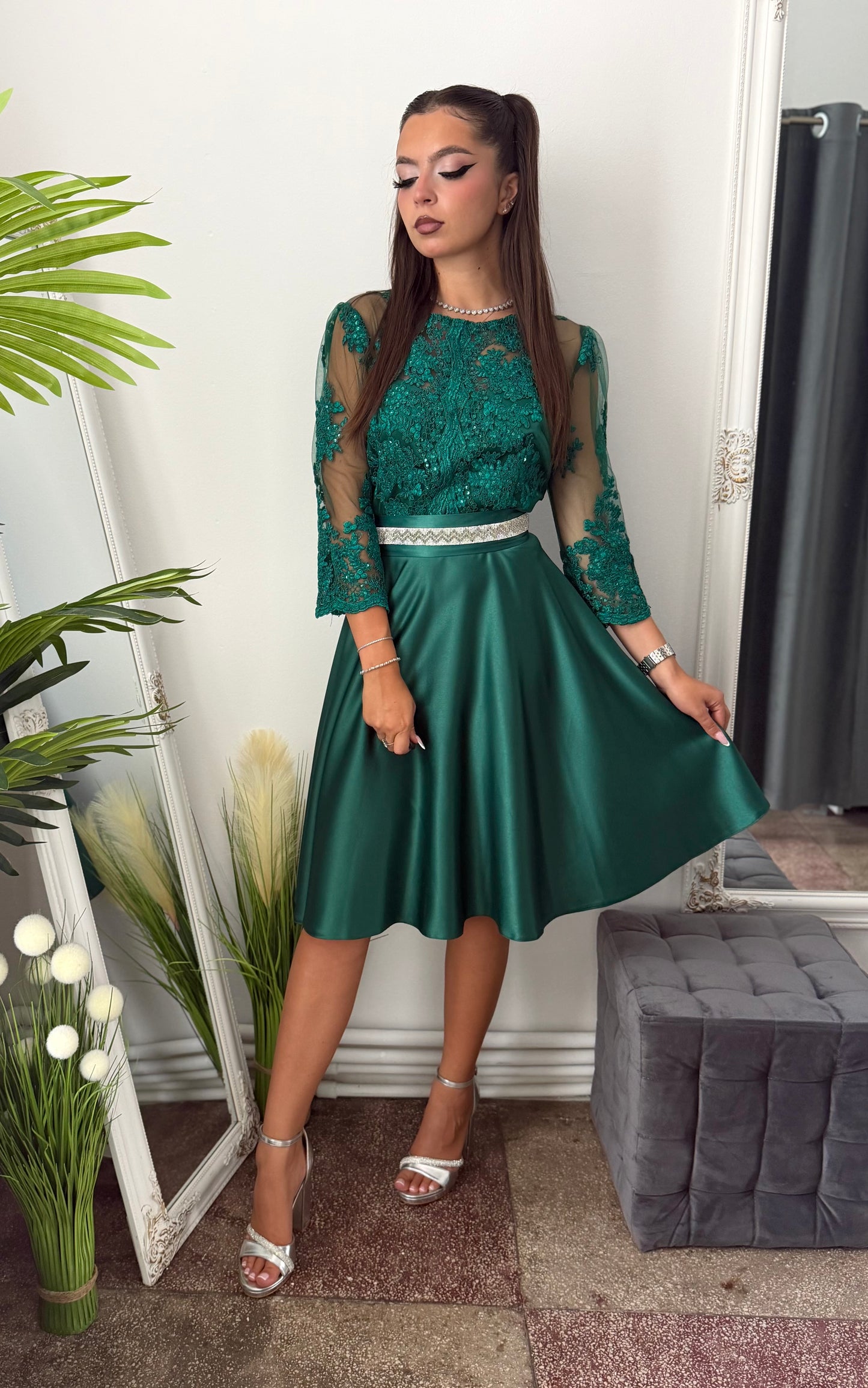 Rochie elegantă din tafta verde smarald EMA
