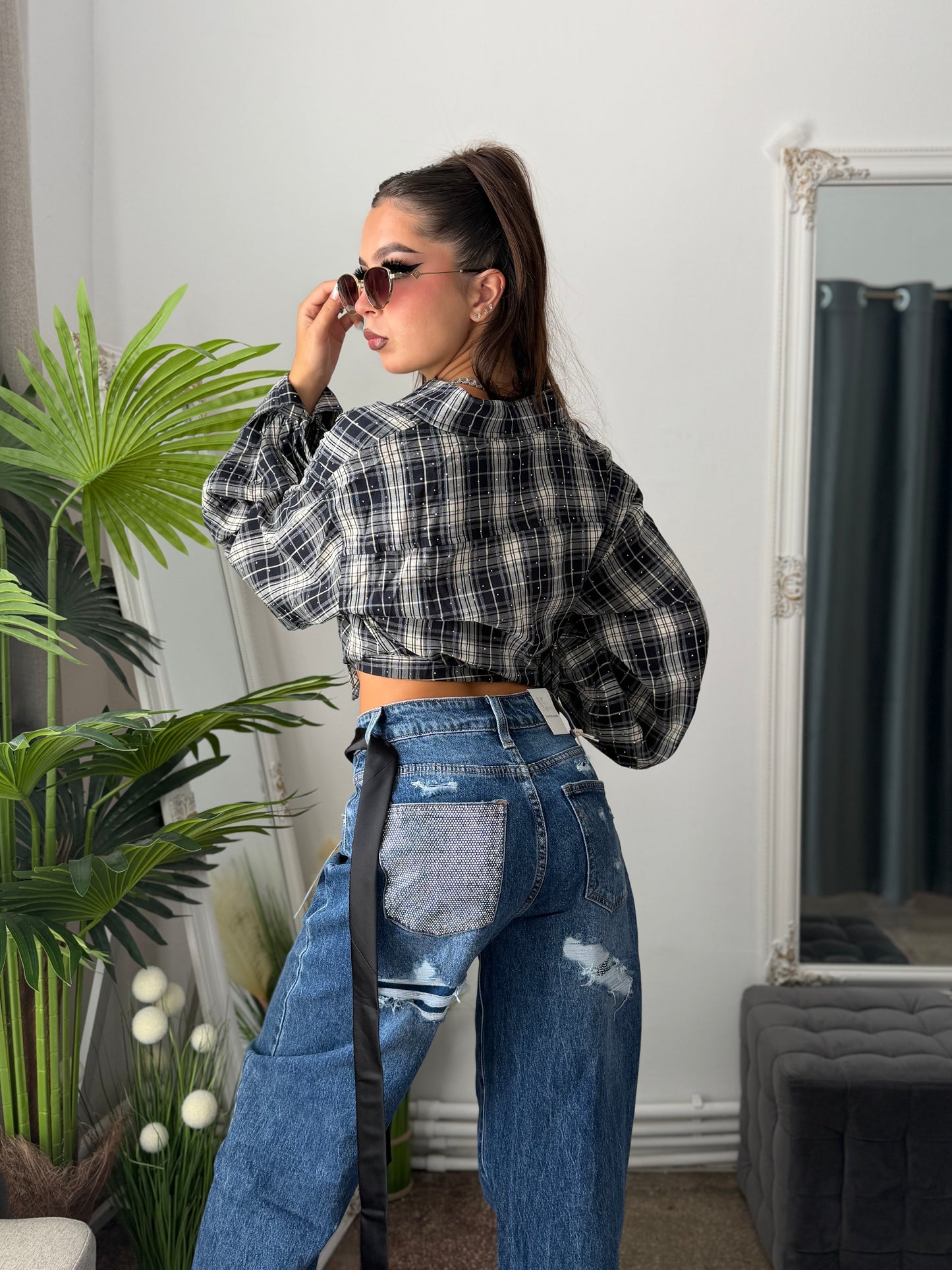 Jeans albaștri BalloonFit cu buzunar accesorizat
