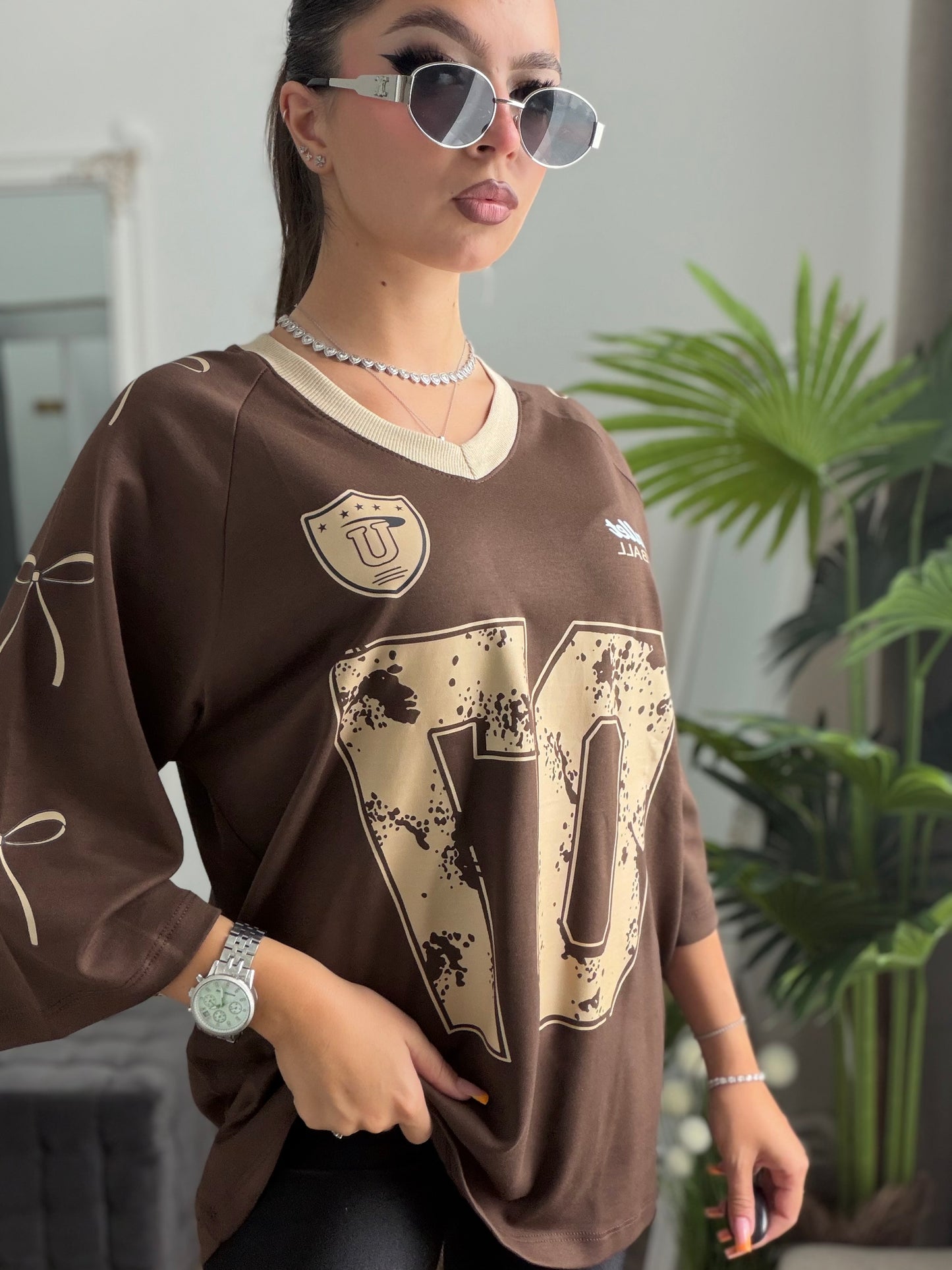Tricou oversize maro LUCKY