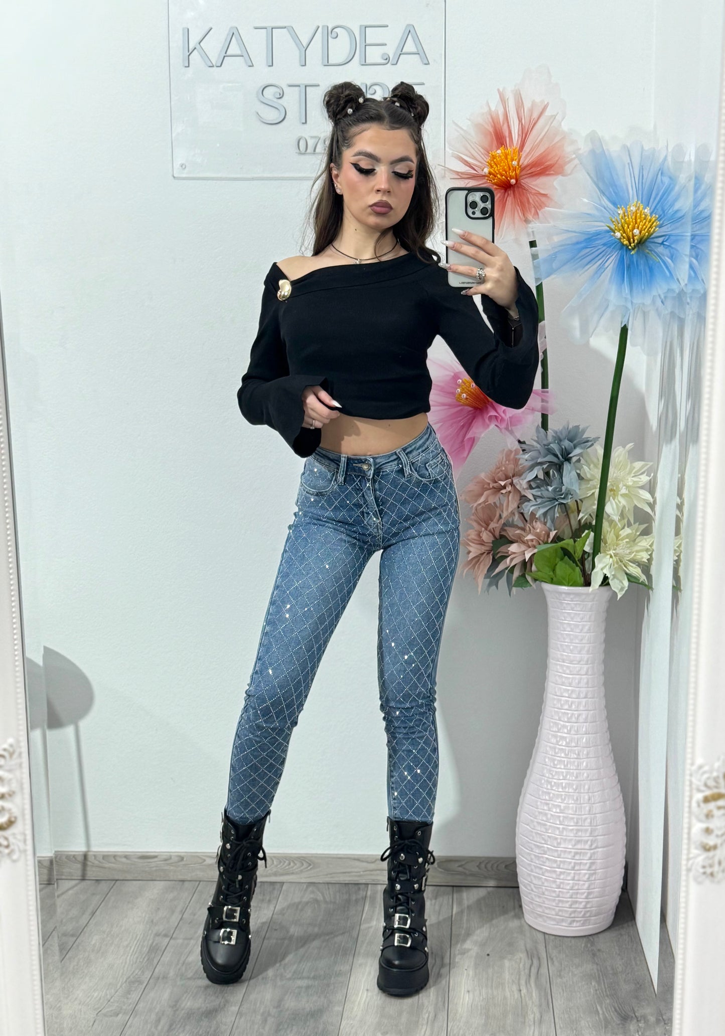 Jeans skinny albaștri cu cristale ștanțate DANY