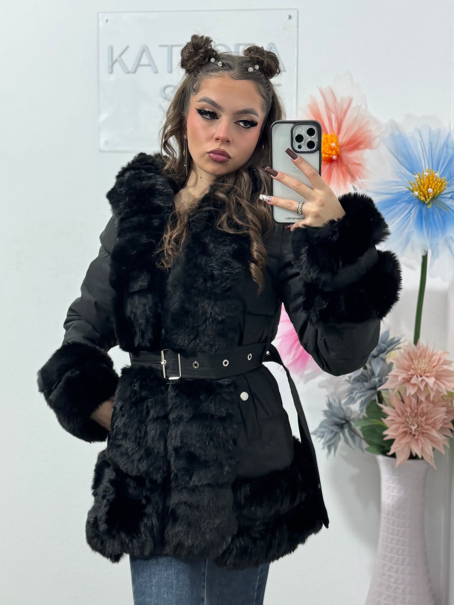 Geacă neagră cu blăniță DEEA