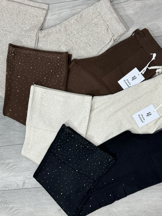 Pantaloni evazați din tricot cu cristale ștanțate Marina