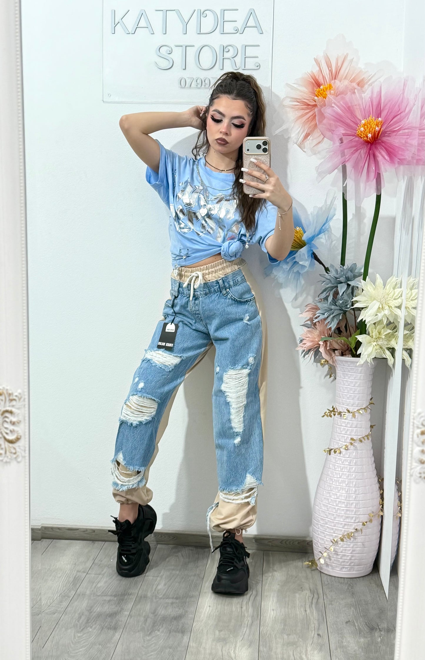 Pantaloni jeans cu design patchwork & efect ripped ALICE