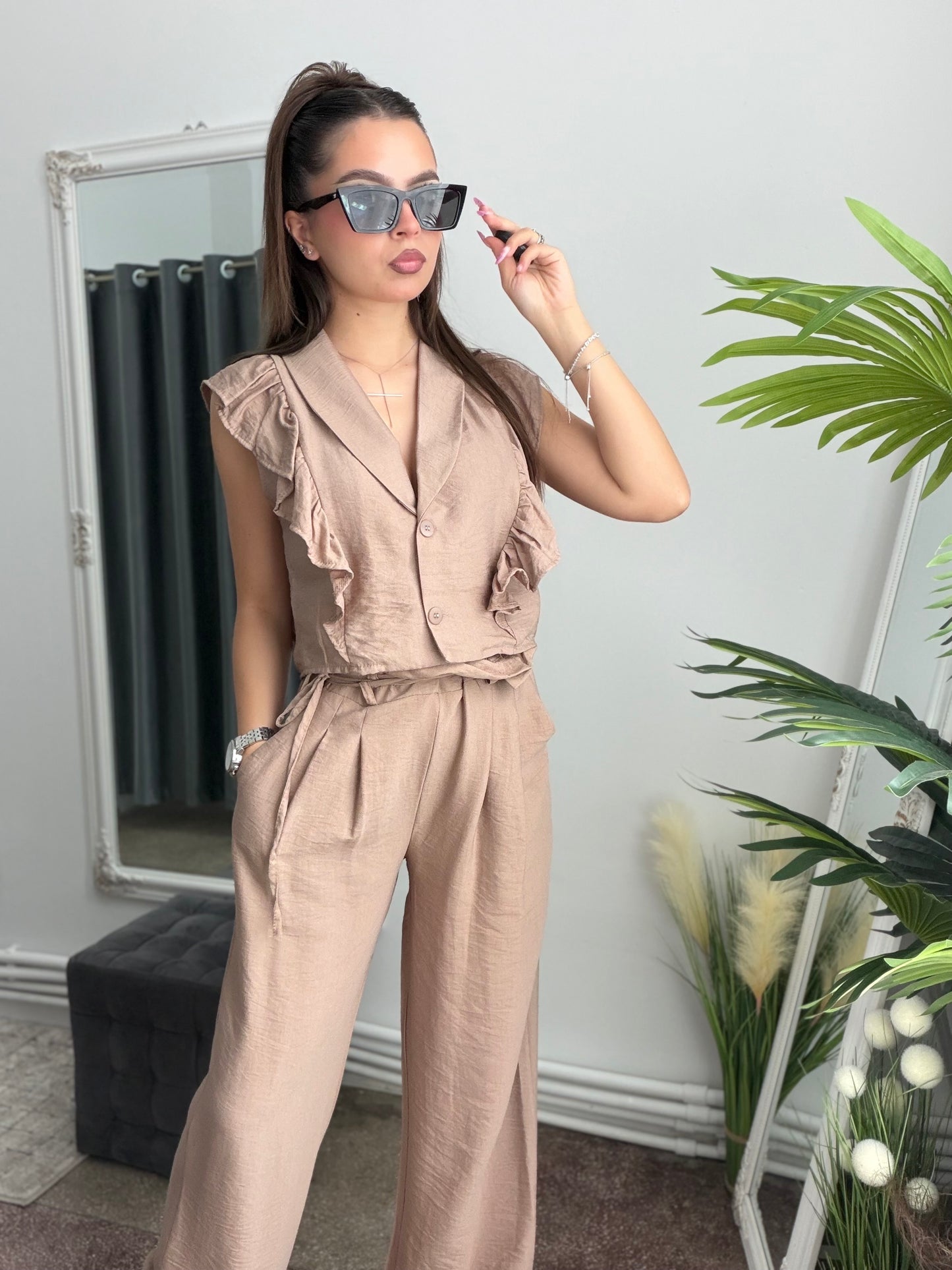 Compleu din în beige BELLE
