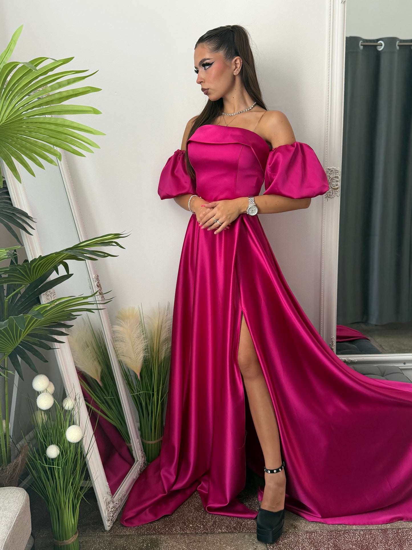 Rochie spectaculoasă fucsia CHIC