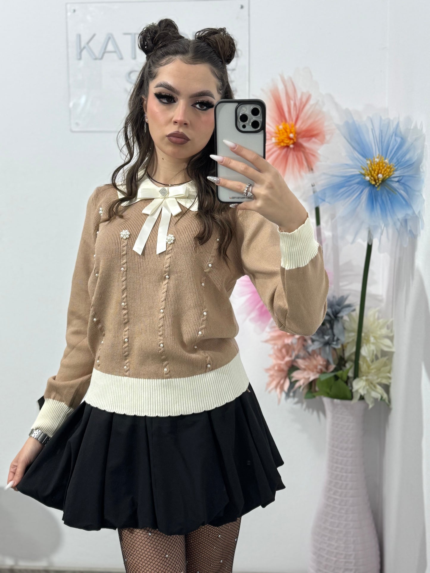 Bluză cu fundiță și perle ELEGANCE