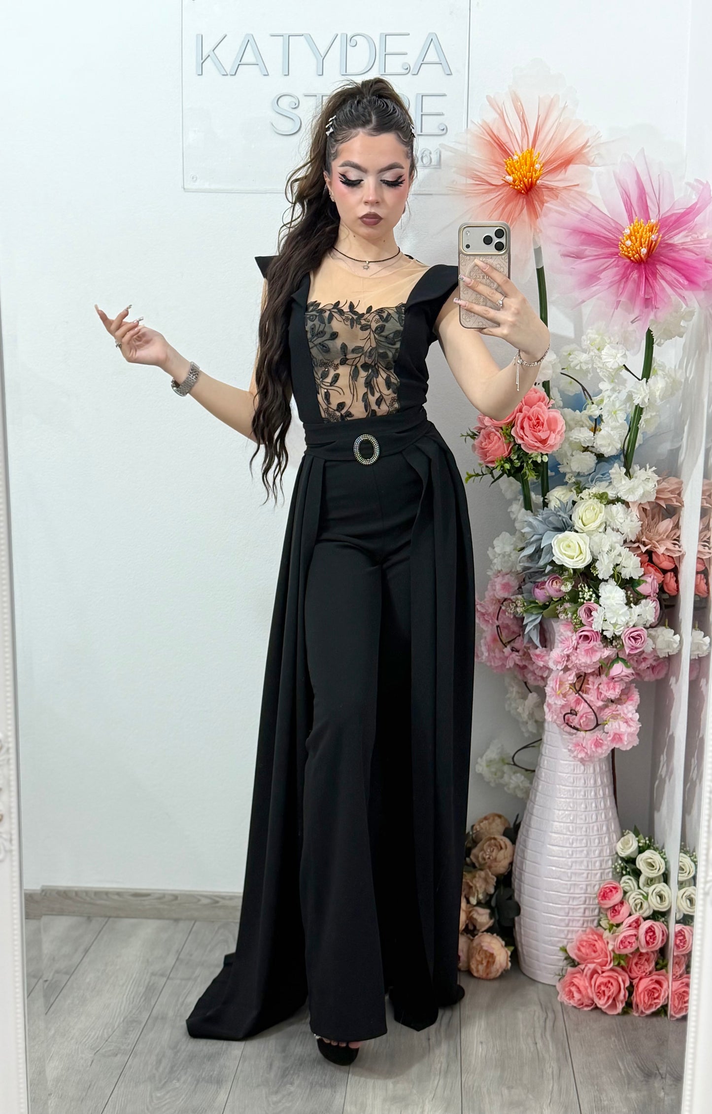 Salopeta neagra eleganta cu trena detasabilă Belle