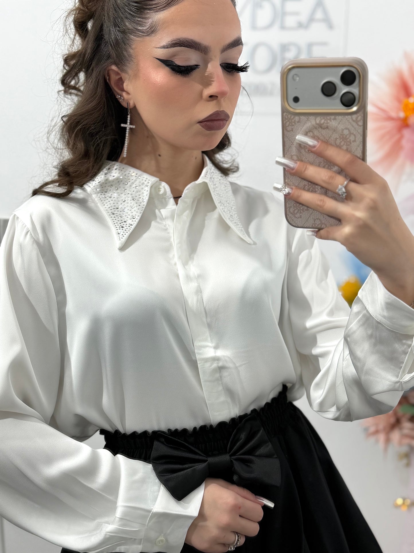 Cămașă satinata cu guler accesorizat PAULA alba