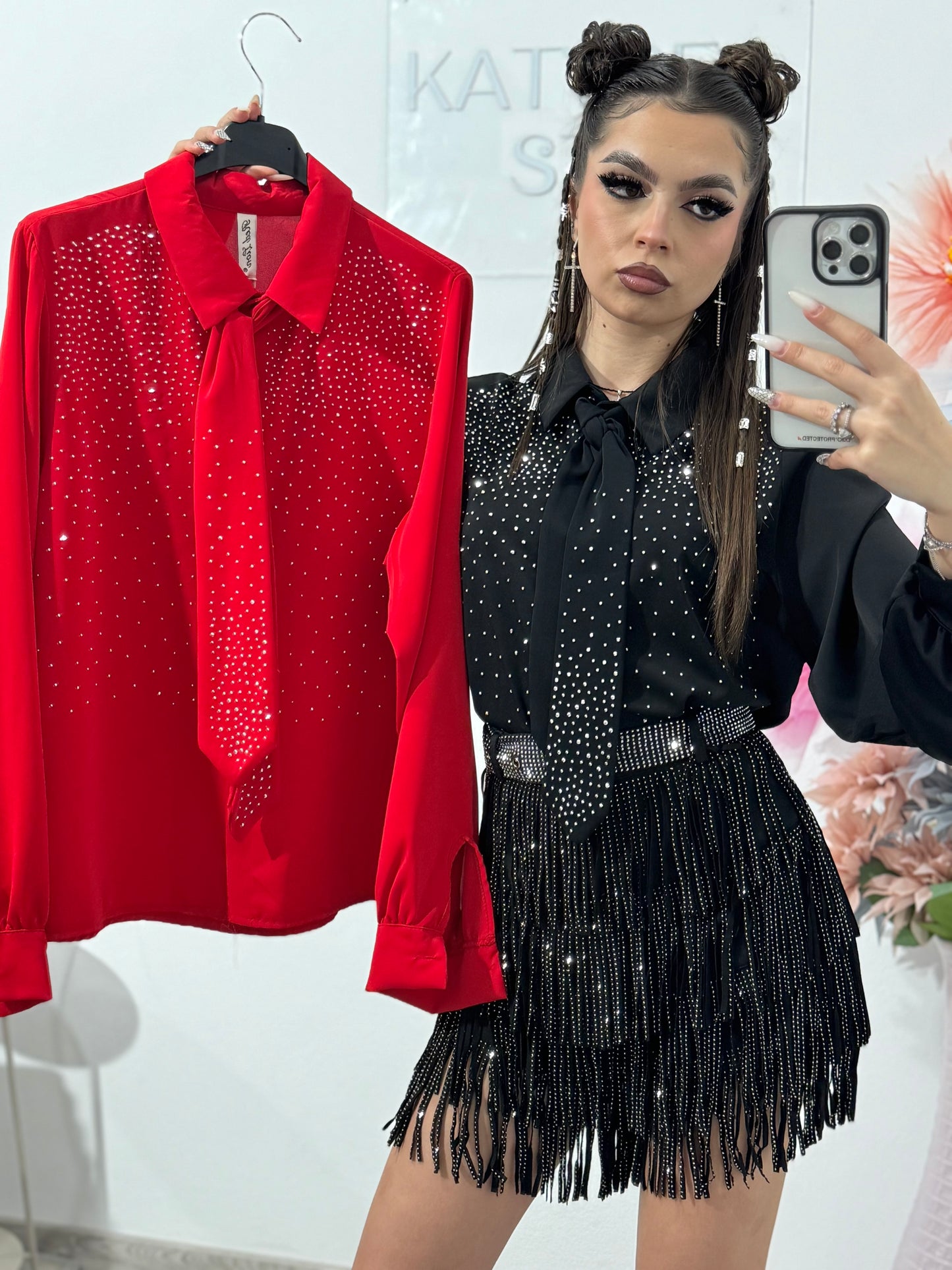 Camasa cu cristale ștanțate și cravata LORELAI