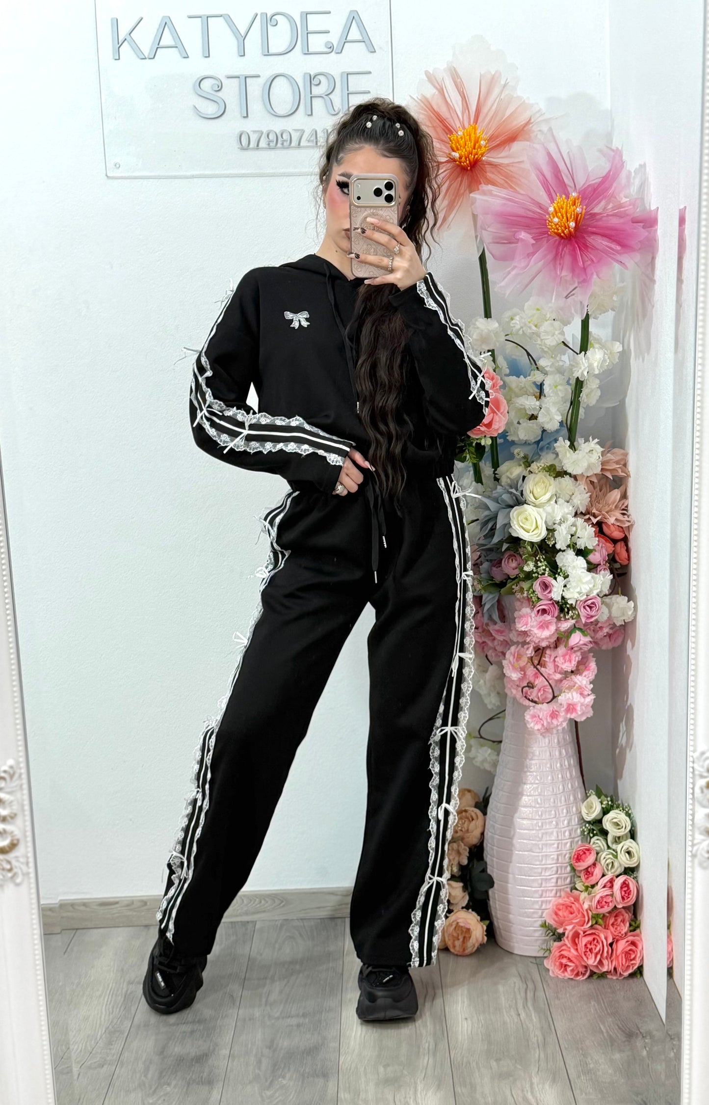 Compleu negru cu fundițe DELIA