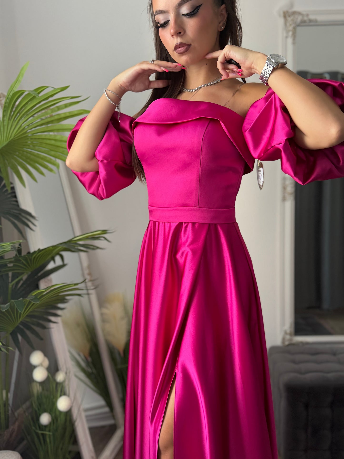 Rochie spectaculoasă fucsia CHIC