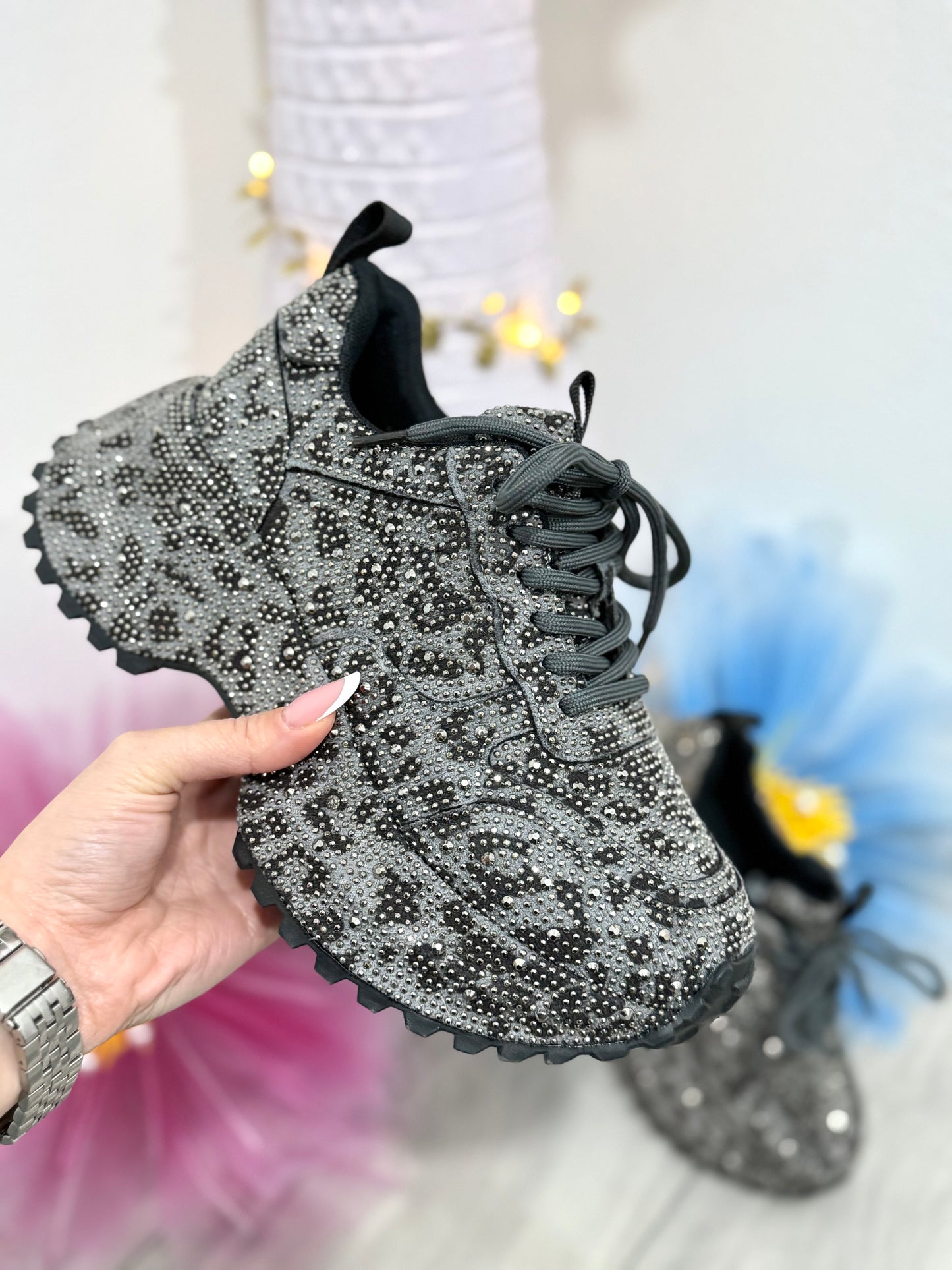 Adidași gri cu cristale KRISS