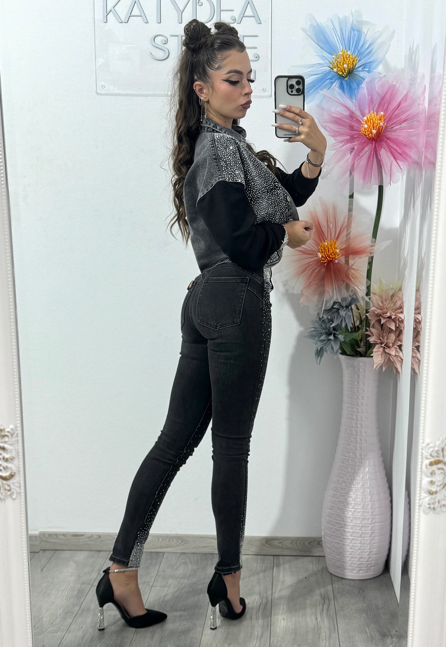 Jeans skinny gri cu cristale Oliva