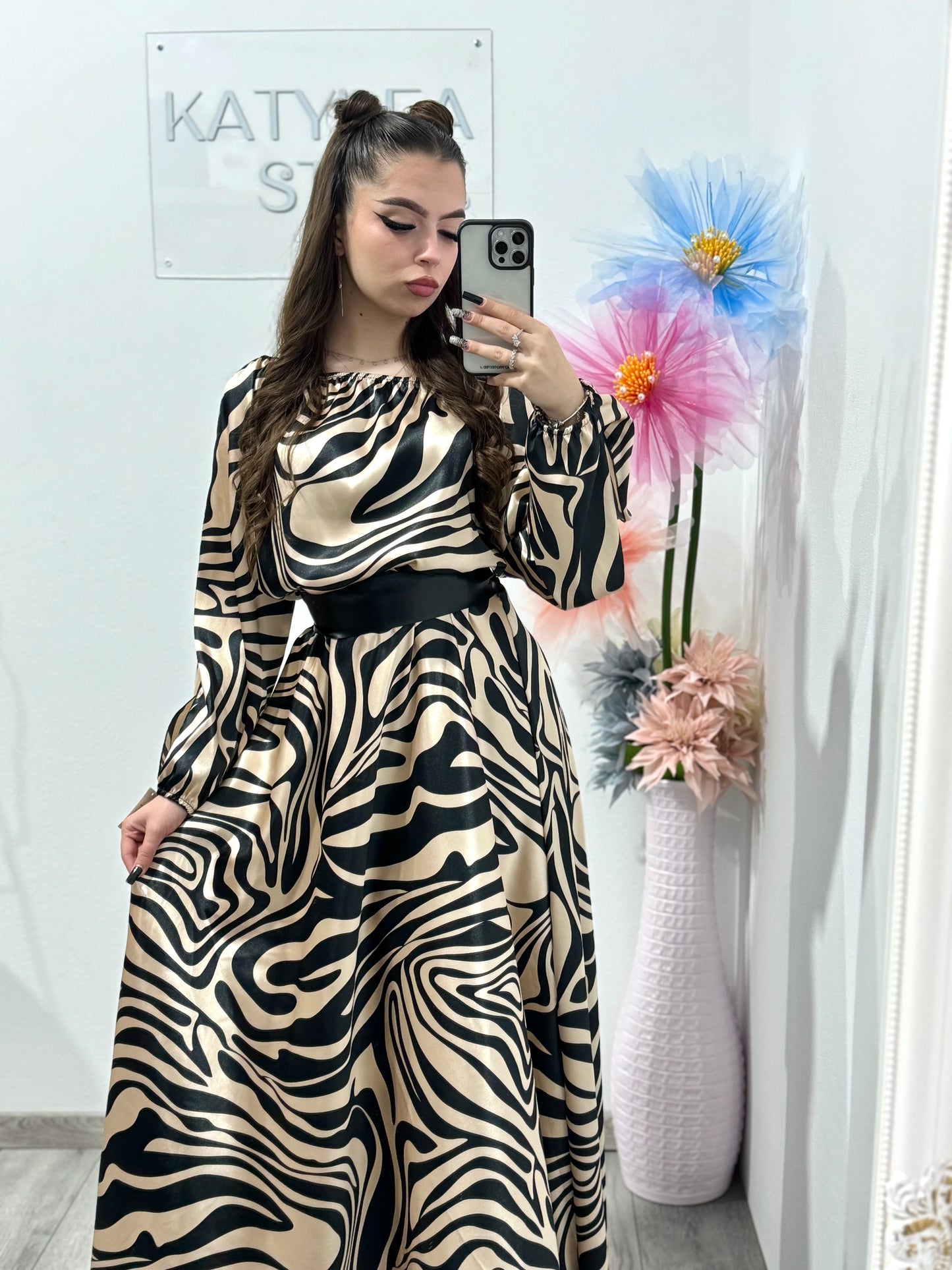 Rochie elegantă din satin Emily