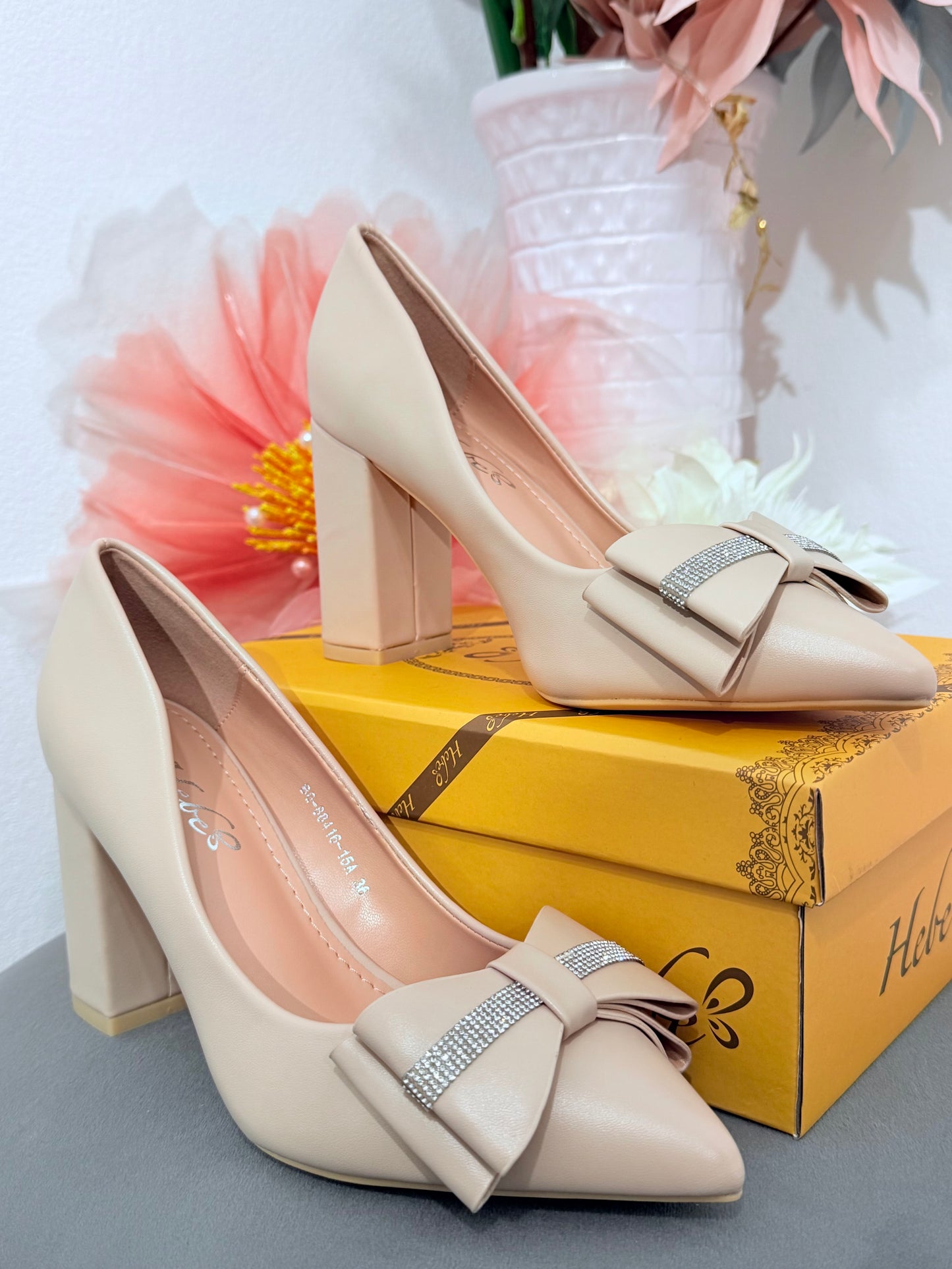 Pantofi eleganți bej cu fundiță SELIN