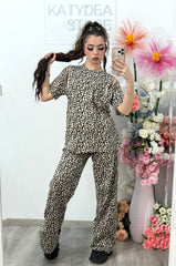 Compleu Qumra cu imprimeu animal print si fermoare