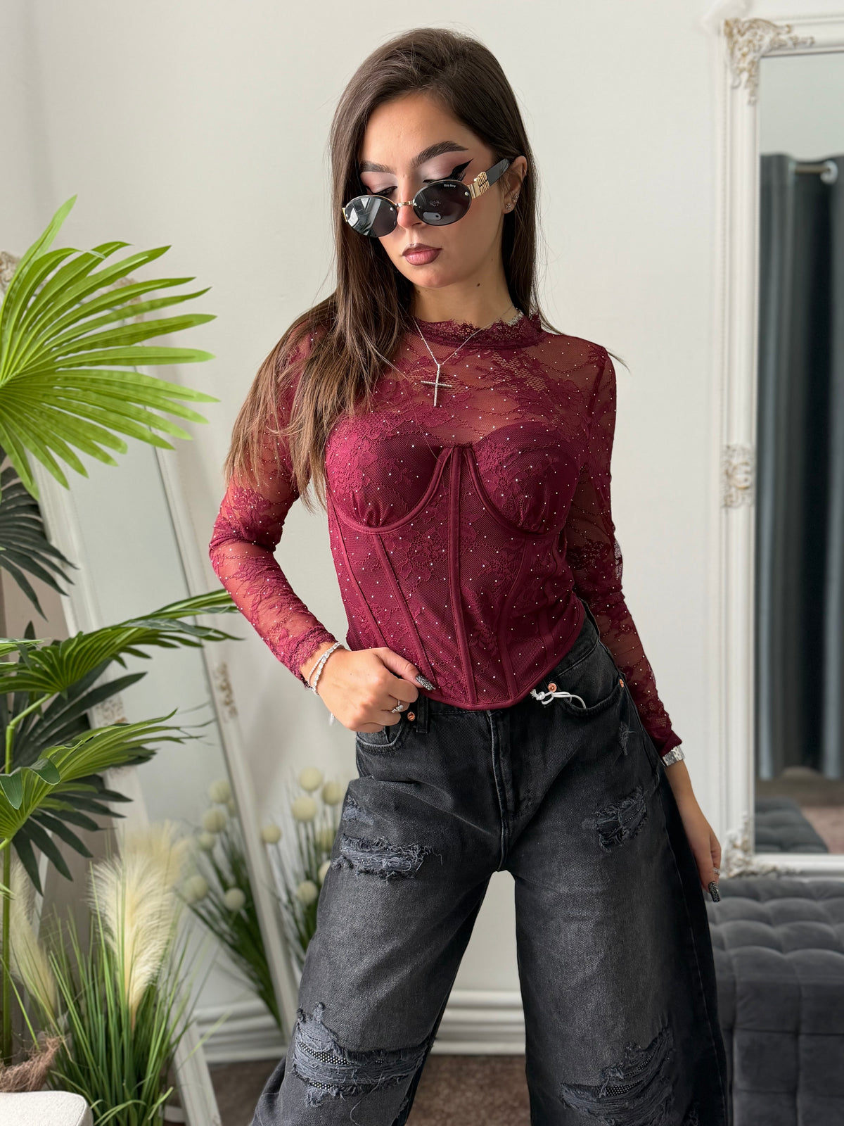 Top din dantelă cu cristale burgundy