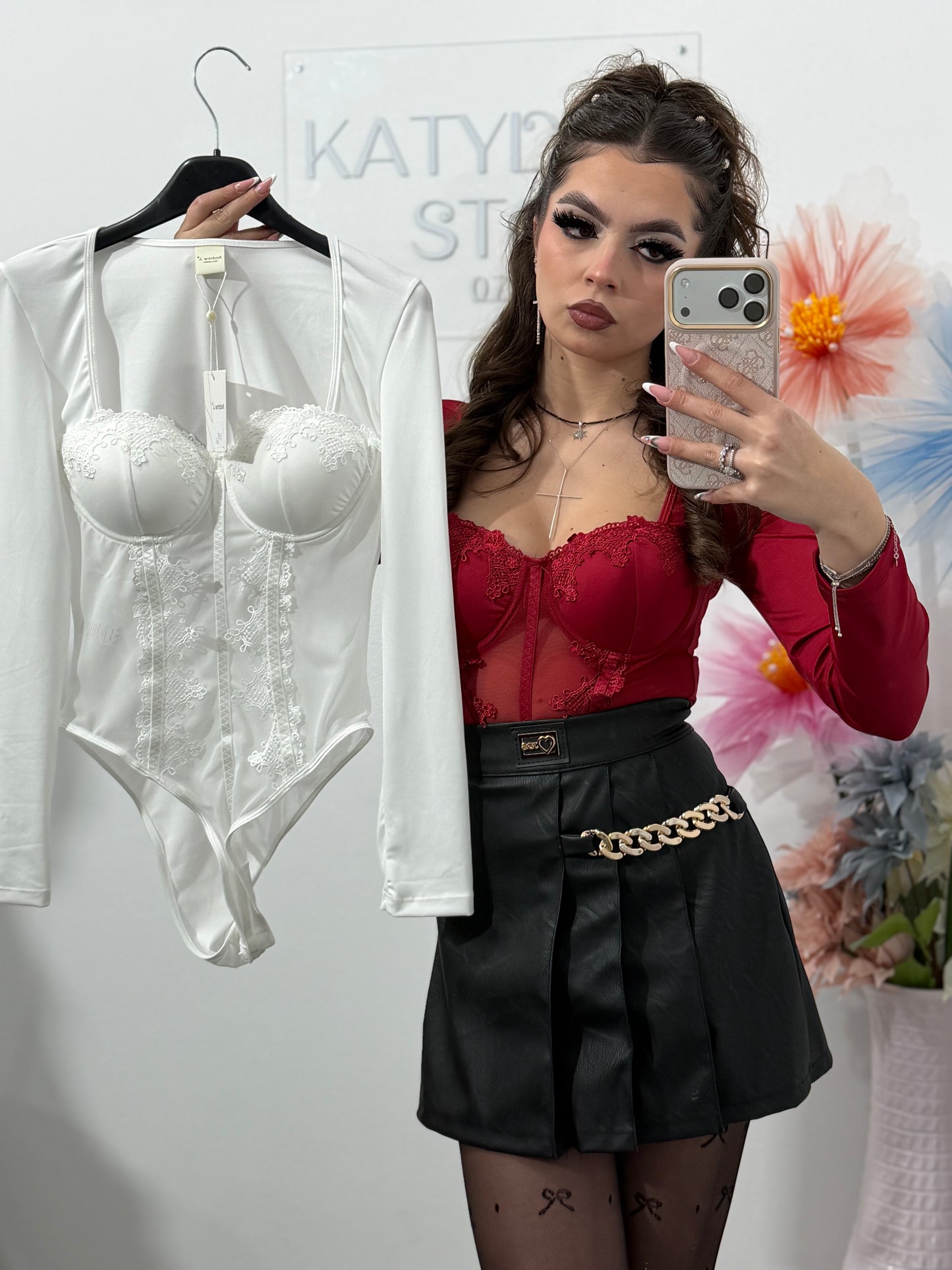 Body din dantelă roșu MARIA