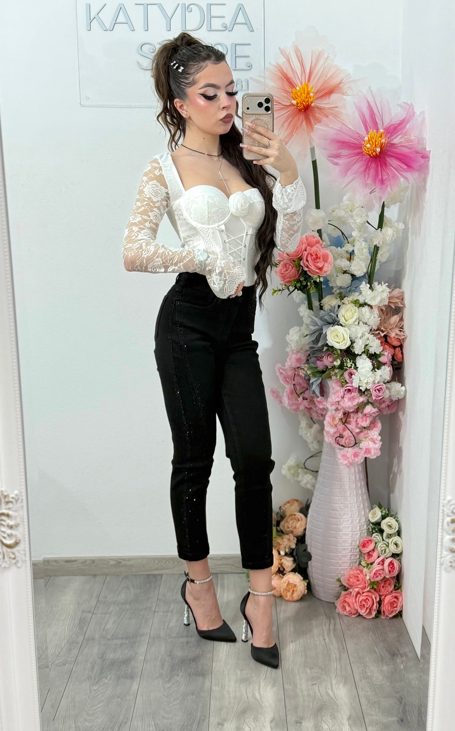 Blugi negri Momfit cu cristale negre 94098