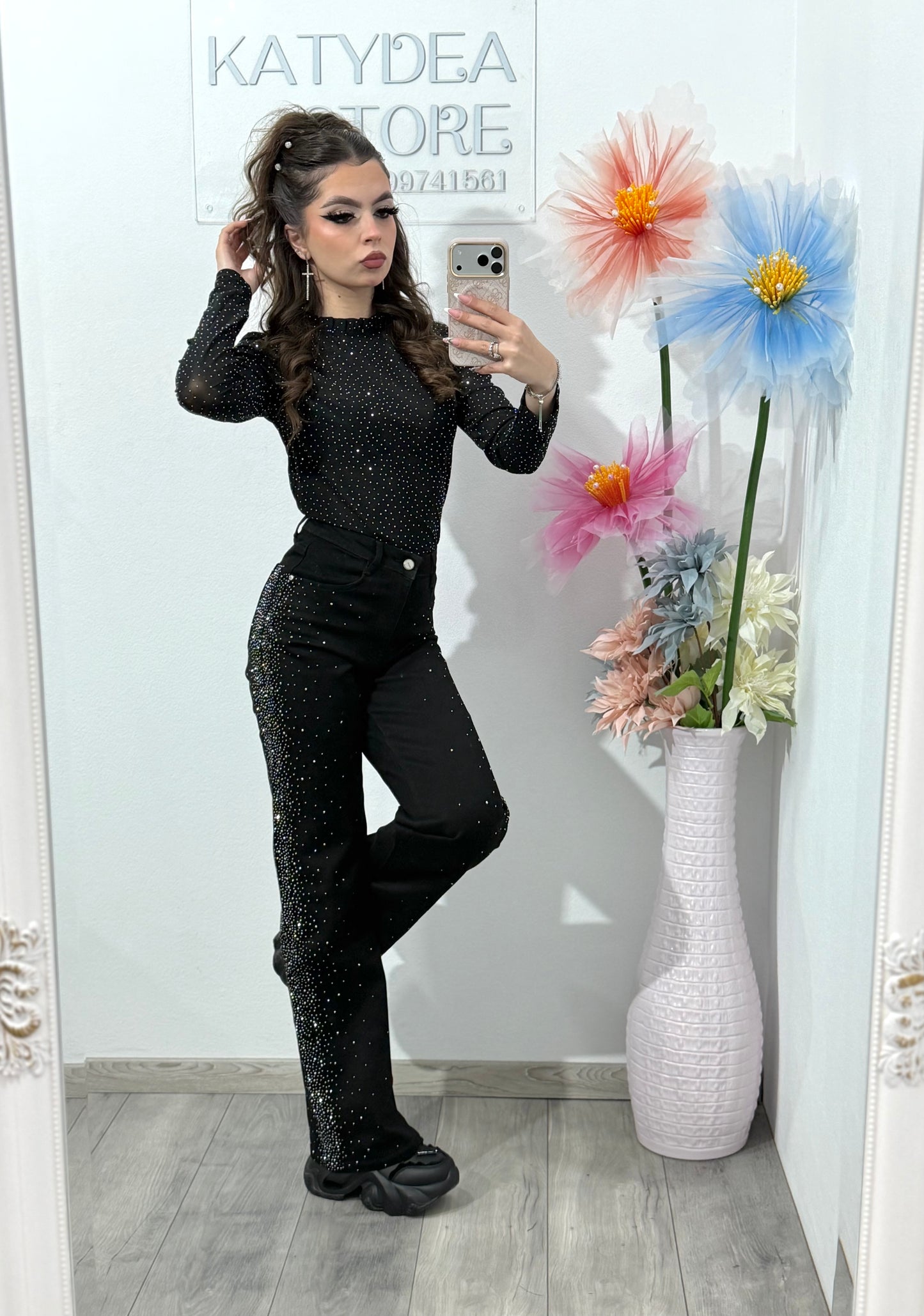 Jeans WideLeg negri cu cristale ștanțate ZYA