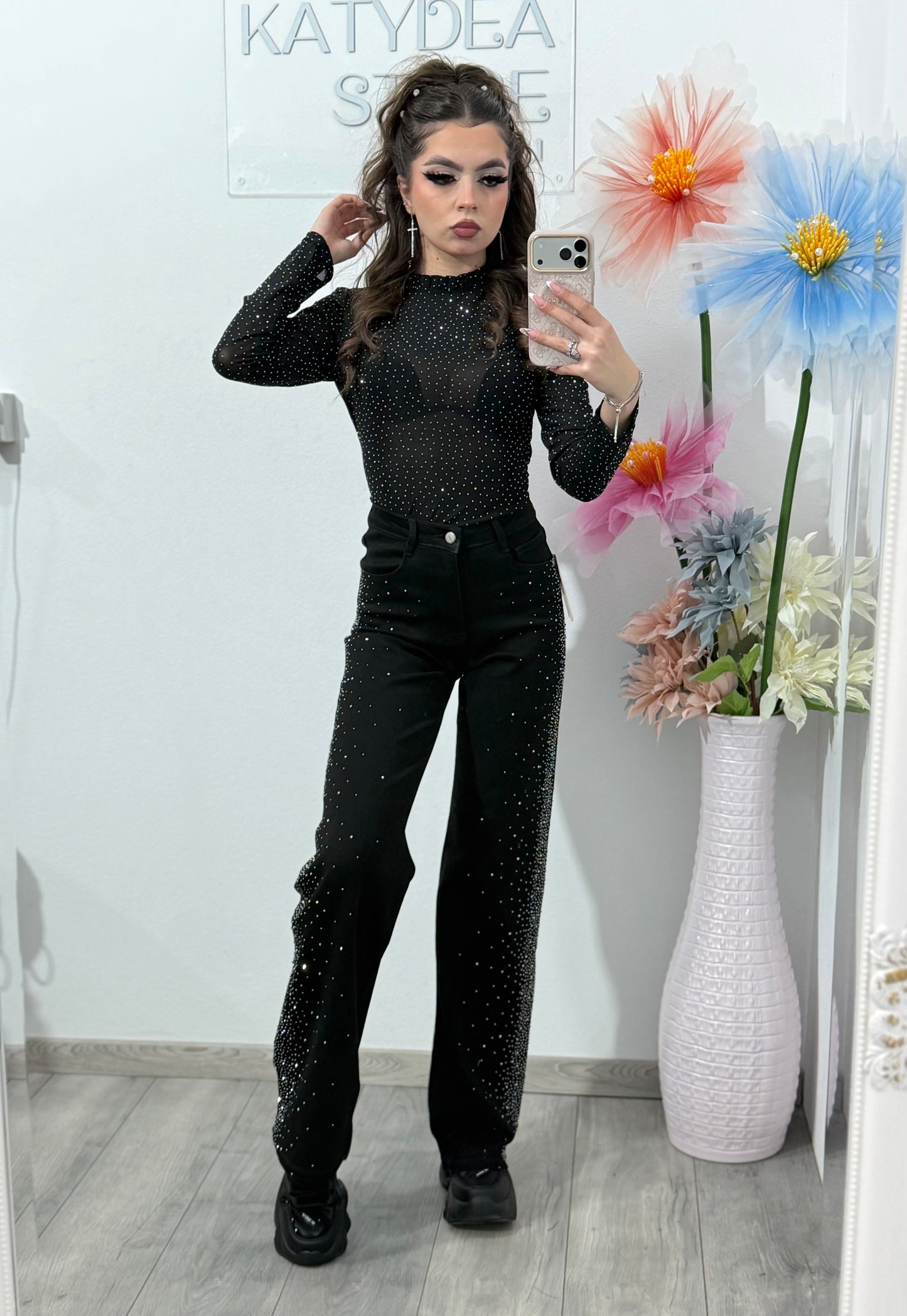 Jeans WideLeg negri cu cristale ștanțate ZYA